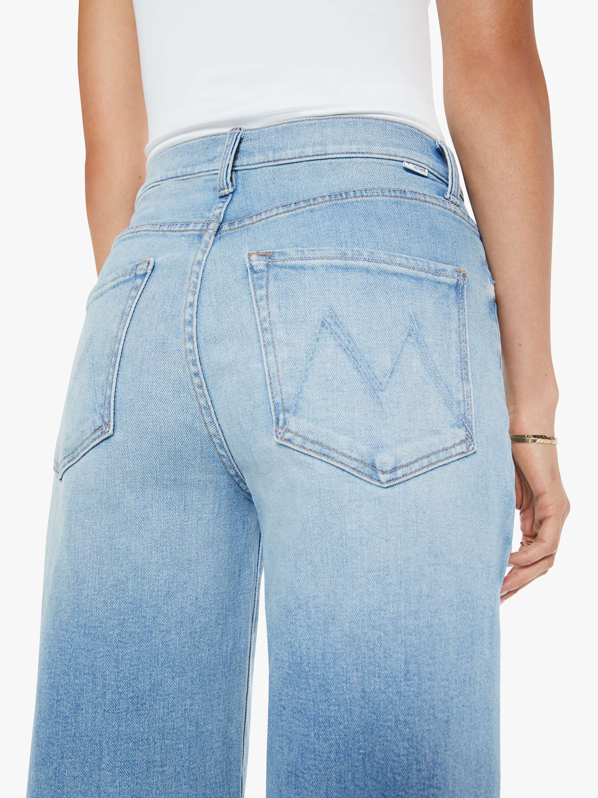 Vaqueros con cremallera y rodillo MOTHER The Ditcher