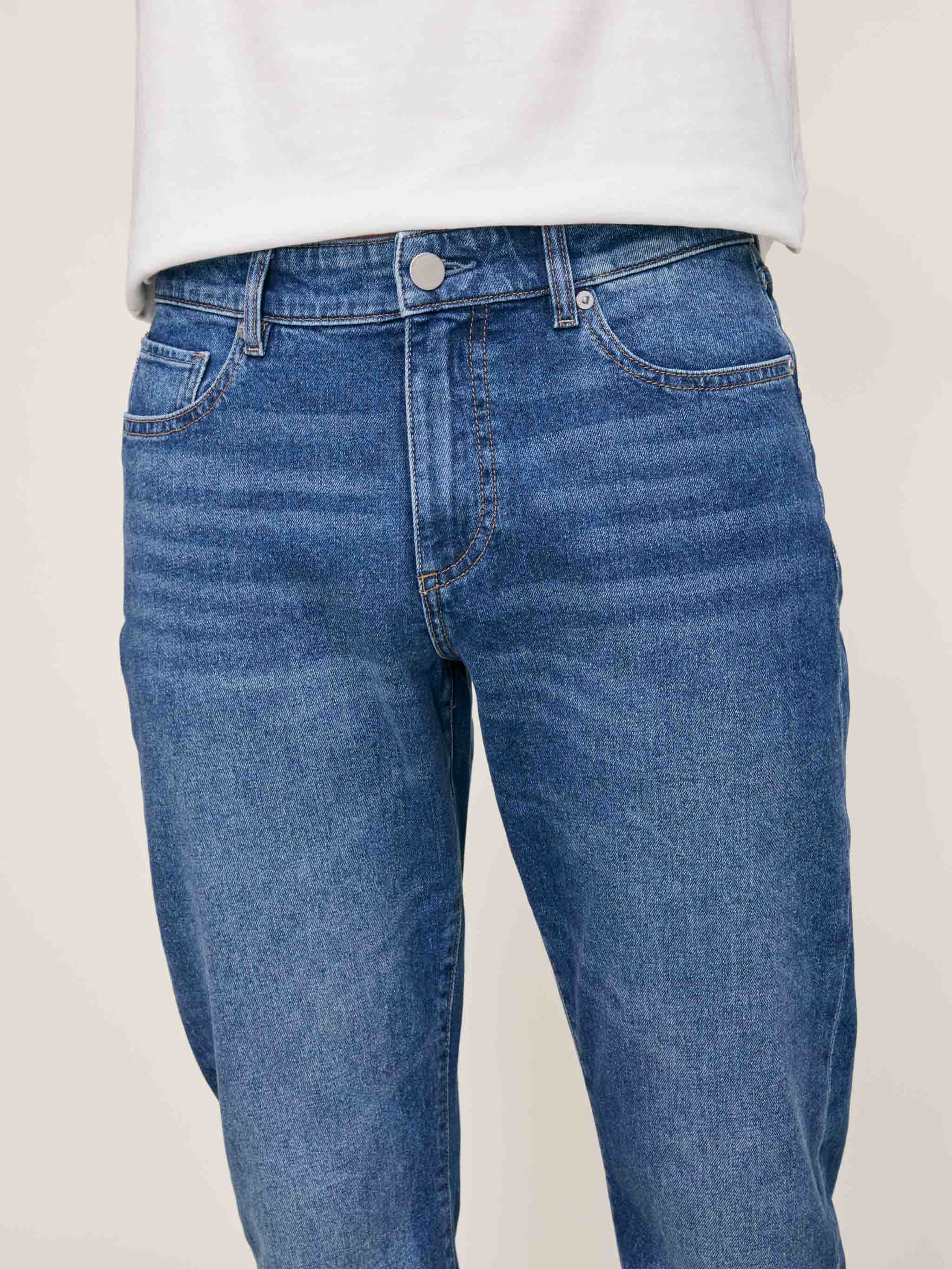 DL1961 Men's Russell Slim Straight Jeans