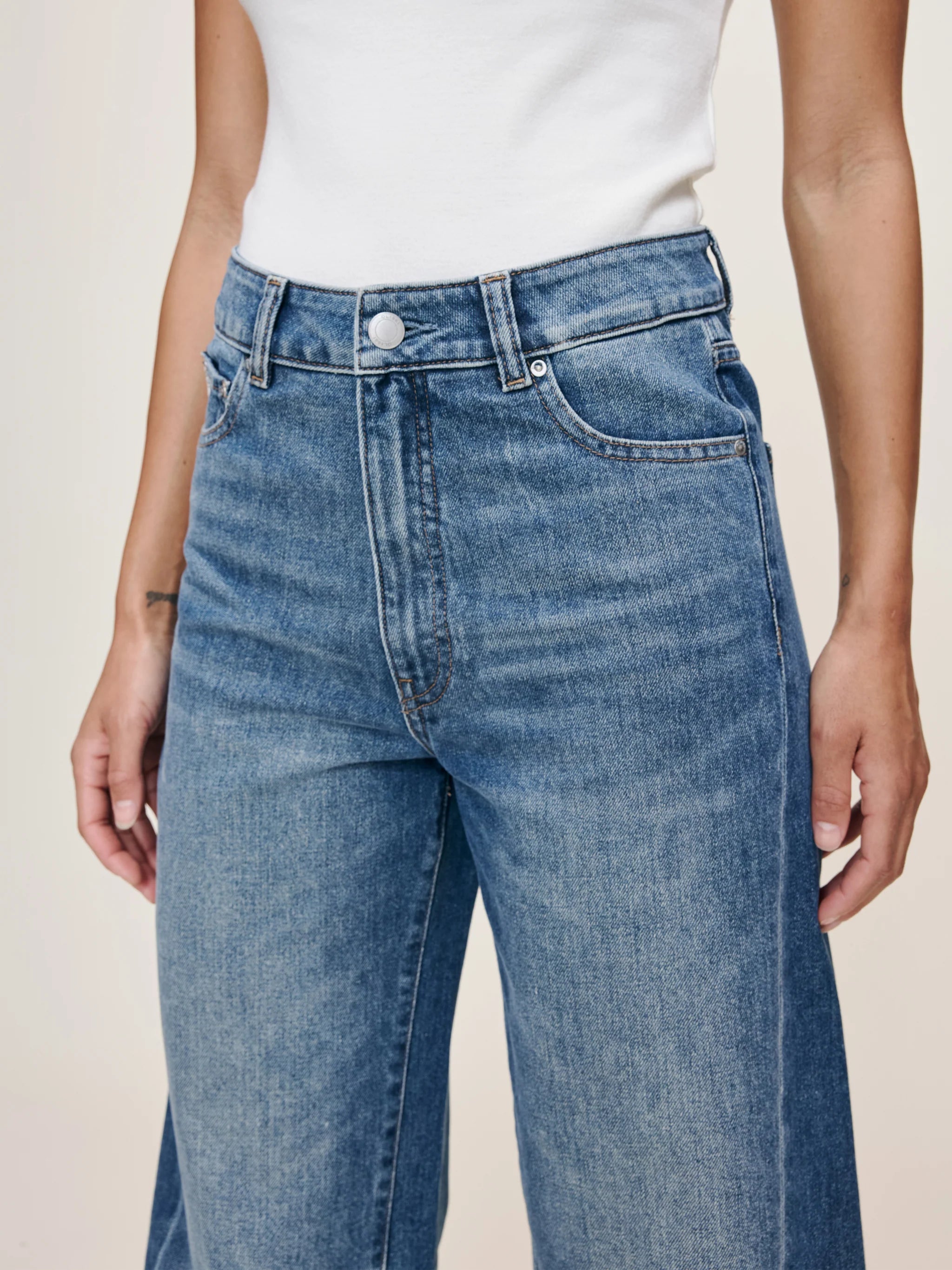 DL1961 Miro Barrel High Rise 28" Jeans