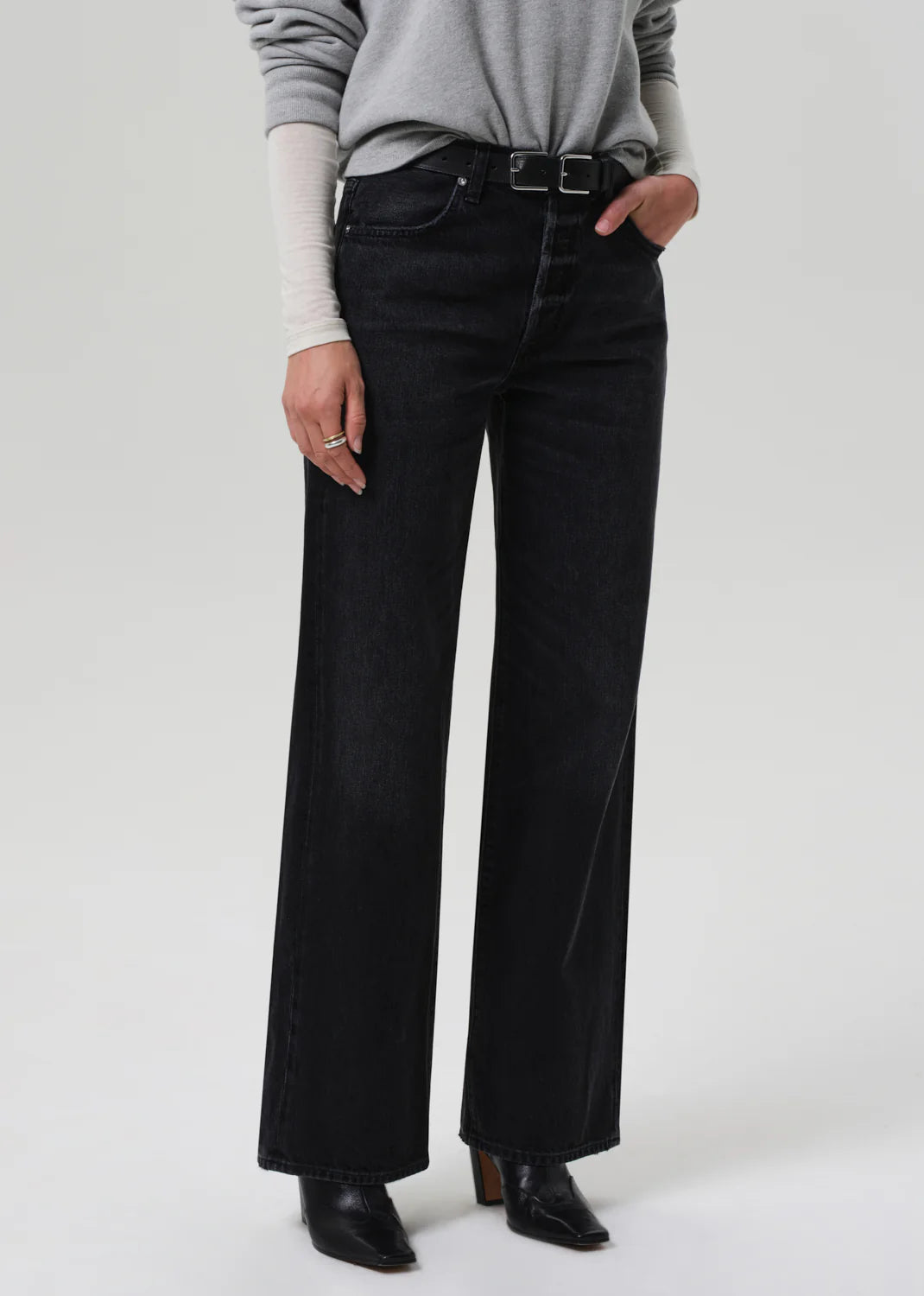 Citizens of Humanity Annina 33" High Rise Wide Jeans