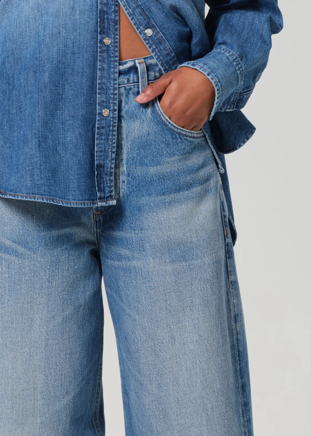 Vaqueros holgados Ayla de Ciudadanos de la Humanidad