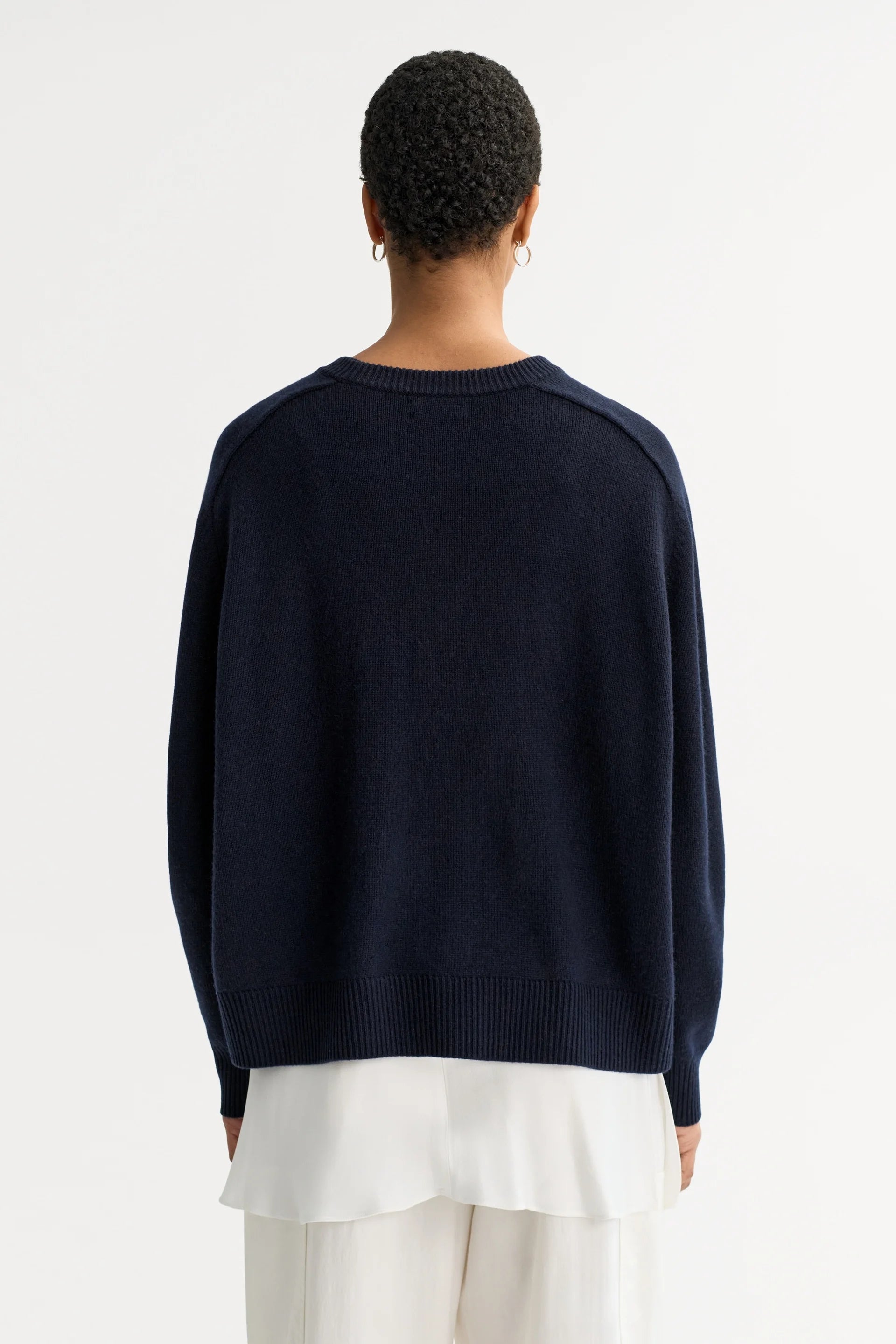 Soft Goat Boyfriend Crewneck - Navy