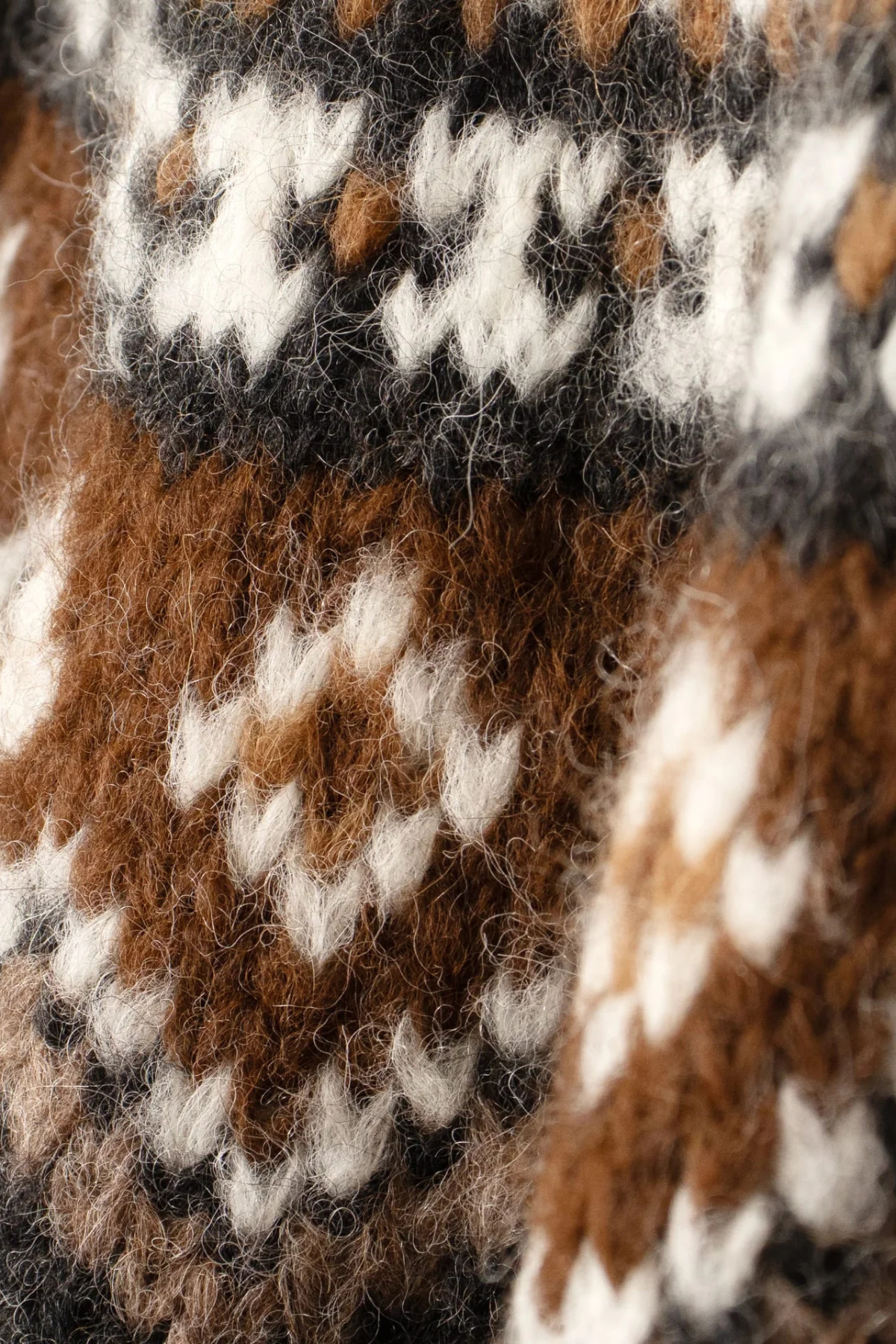 Xirena Vail Sweater - Creme Caramel