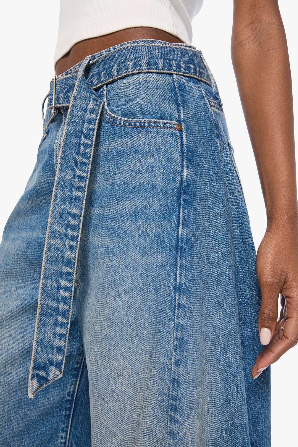 MOTHER The Belted Spoonful Nerdy Jeans - Tootsie