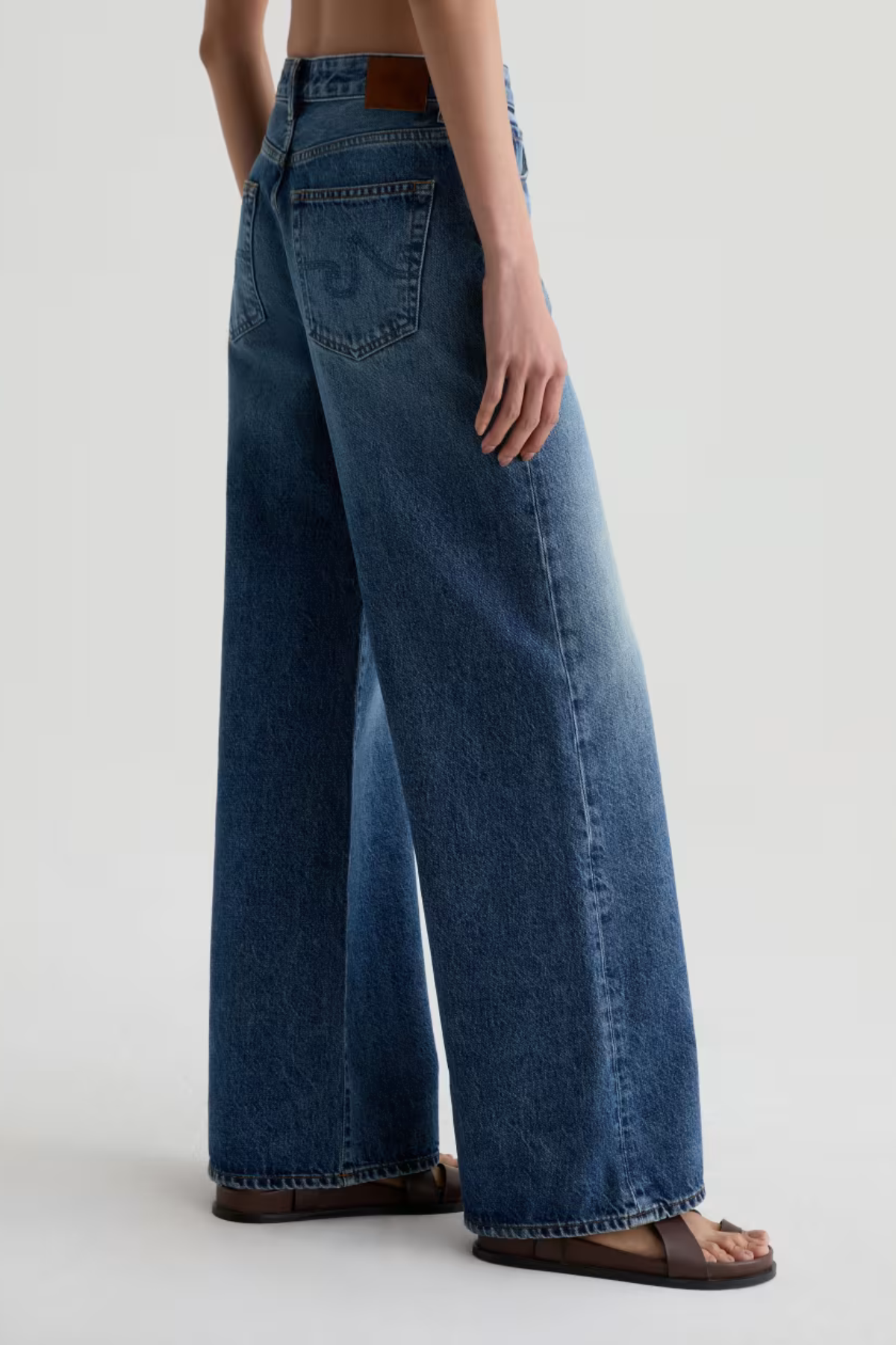 AG Jeans Saige Wide Leg Jean - Nostalgia