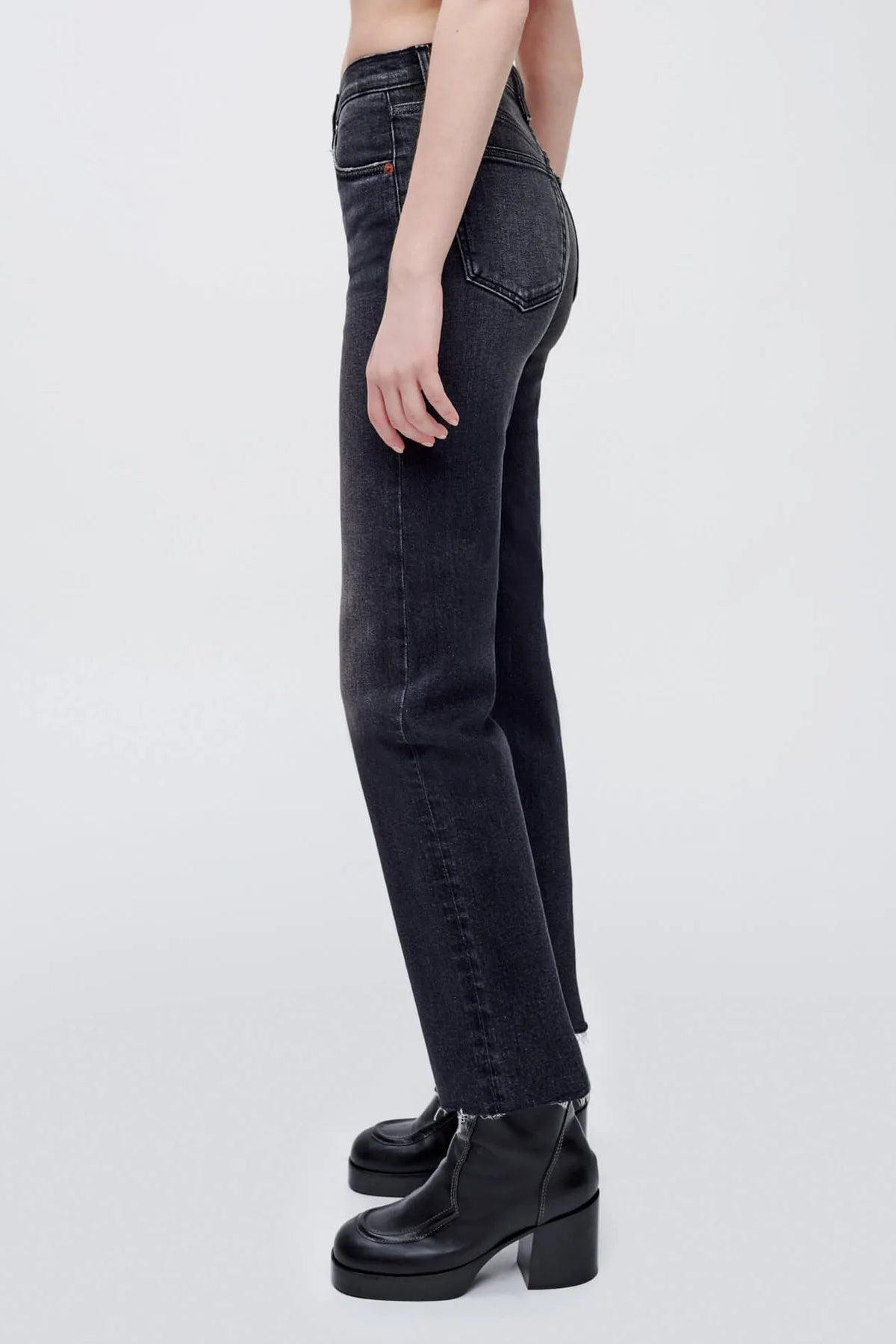 Vaqueros de tubo de estufa de los años 70 renovados