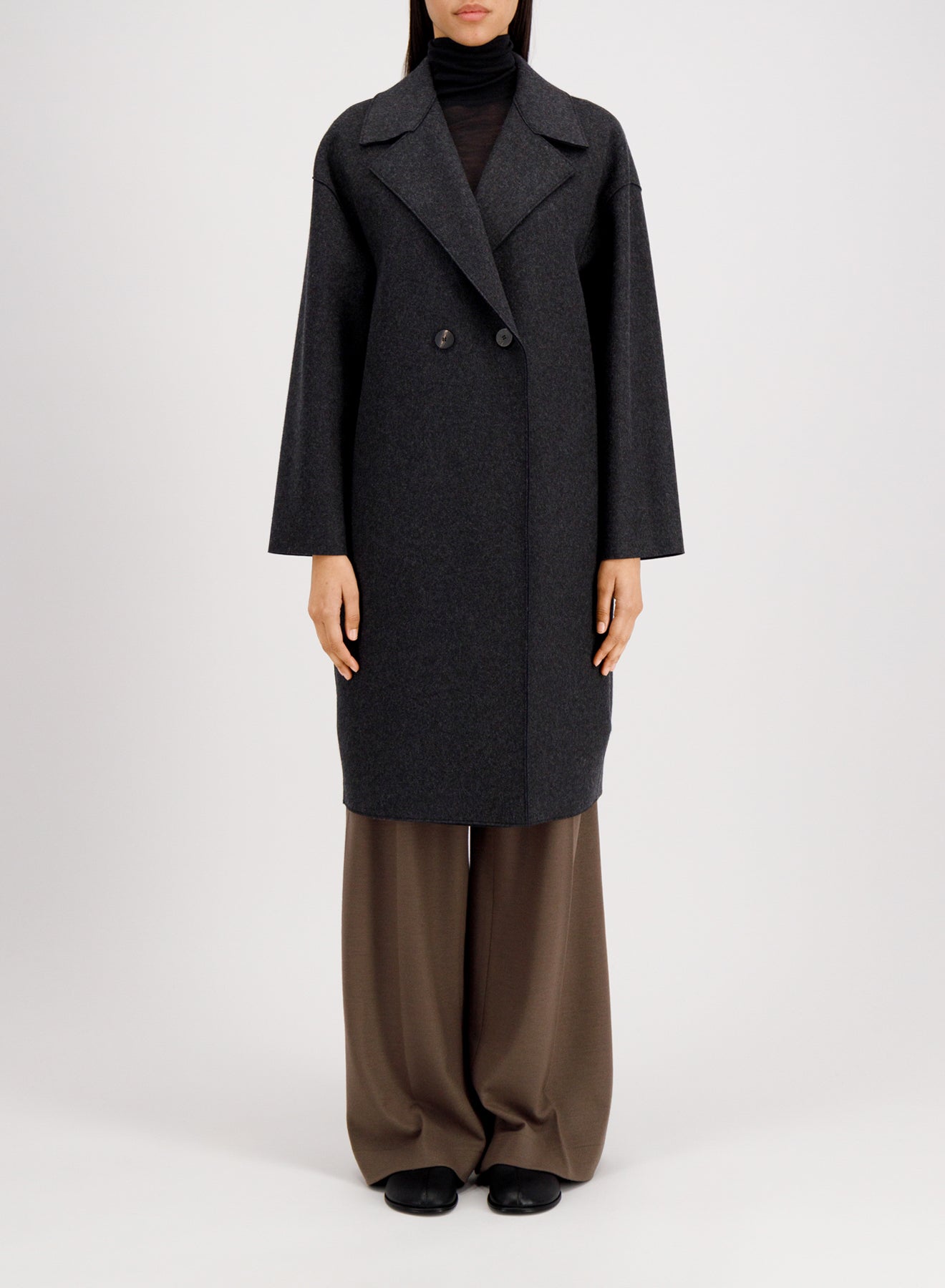 Harris Wharf Dropped Shoulder Double Breasted Coat Crafted with Loro Piana Fabric