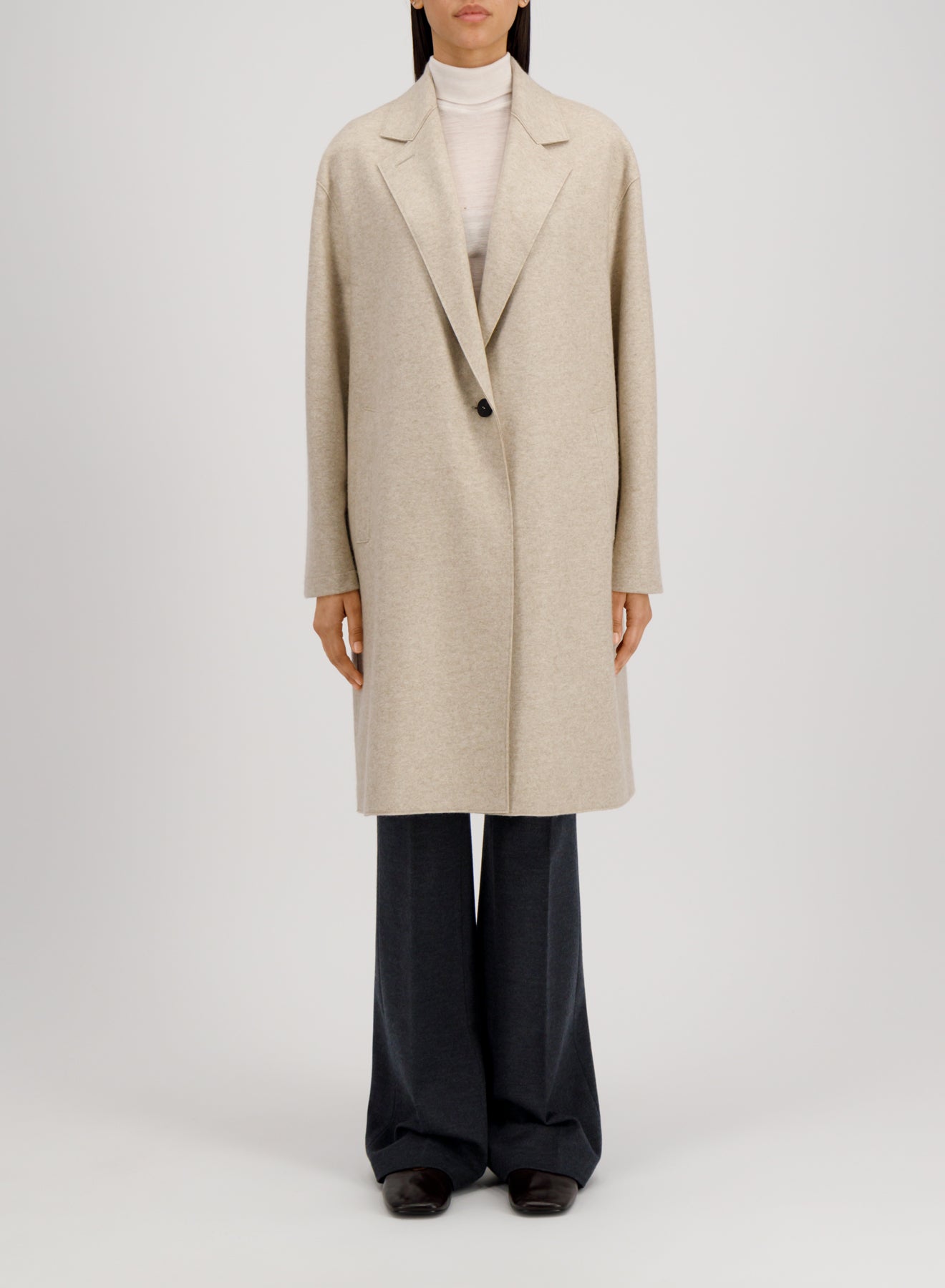 Harris Wharf Oversized Coat Flannel Cashmere Crafted with Loro Piana Fabric