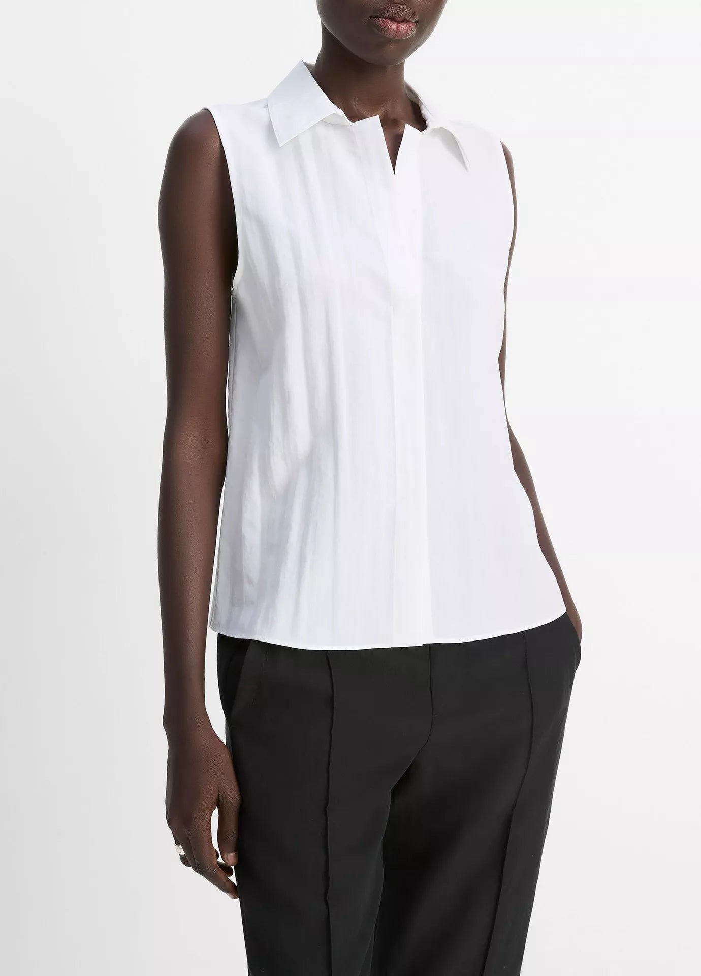 Vince Boxy Sleeveless Button-Front Shirt