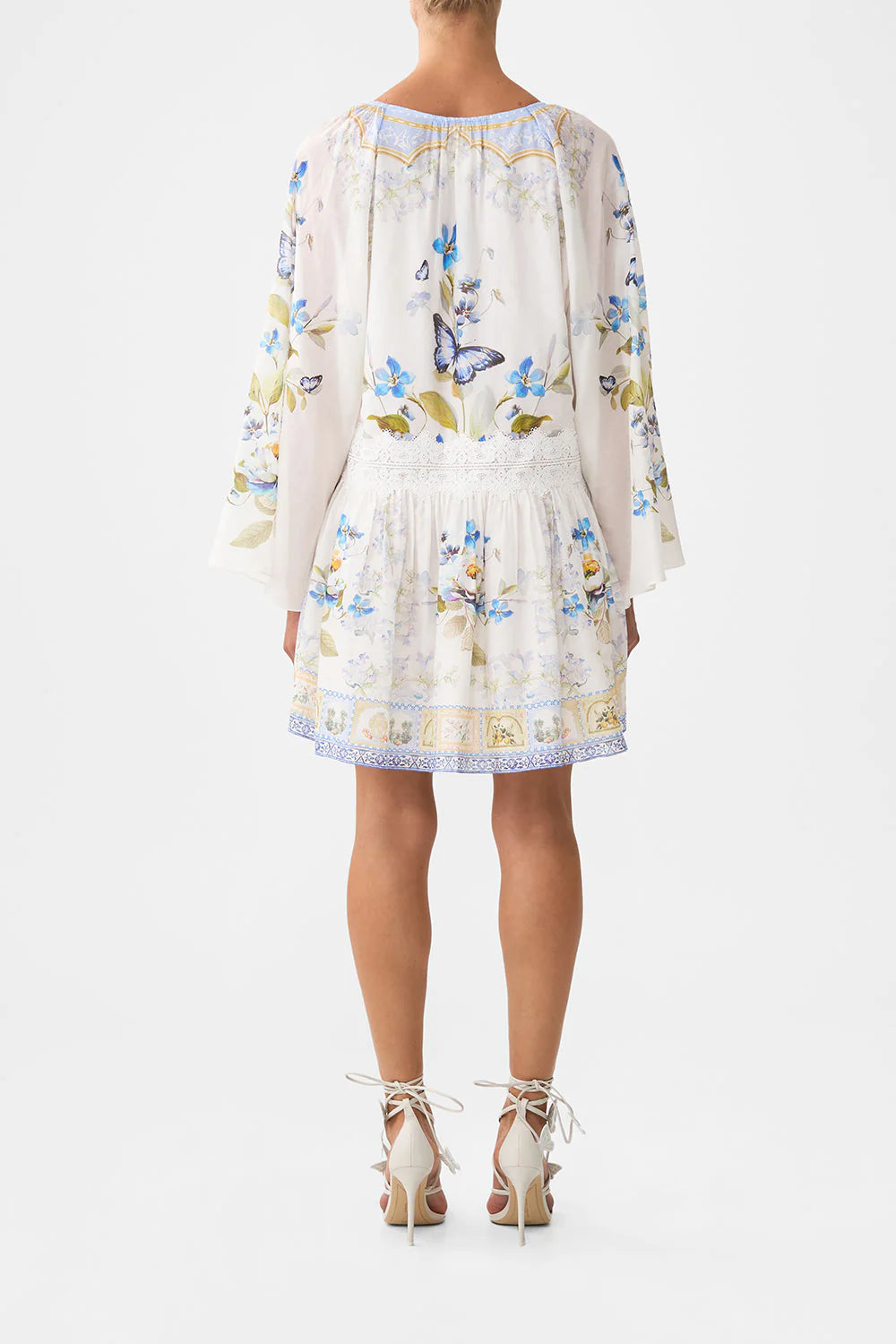 Vestido Camilla de manga larga con hombros caídos y encaje