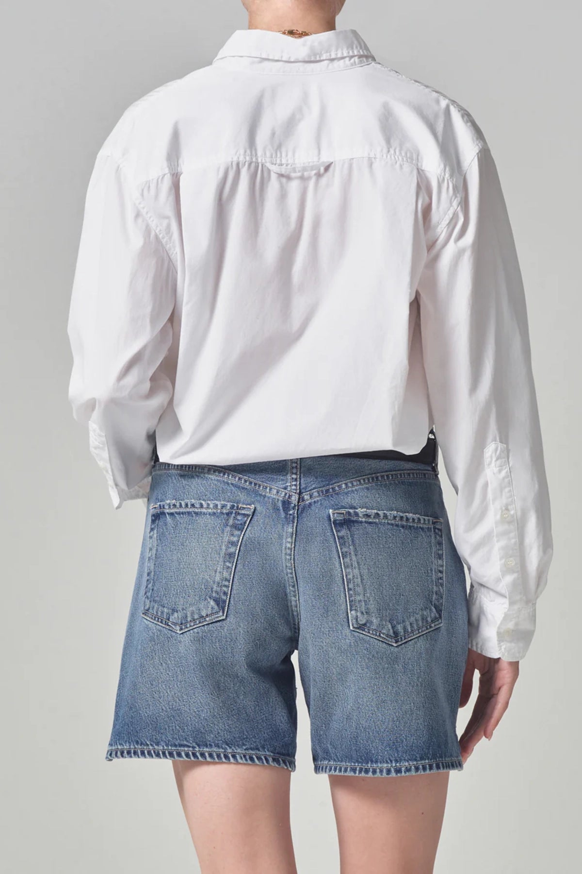 Camisa encogida de Kayla de Ciudadanos de la Humanidad