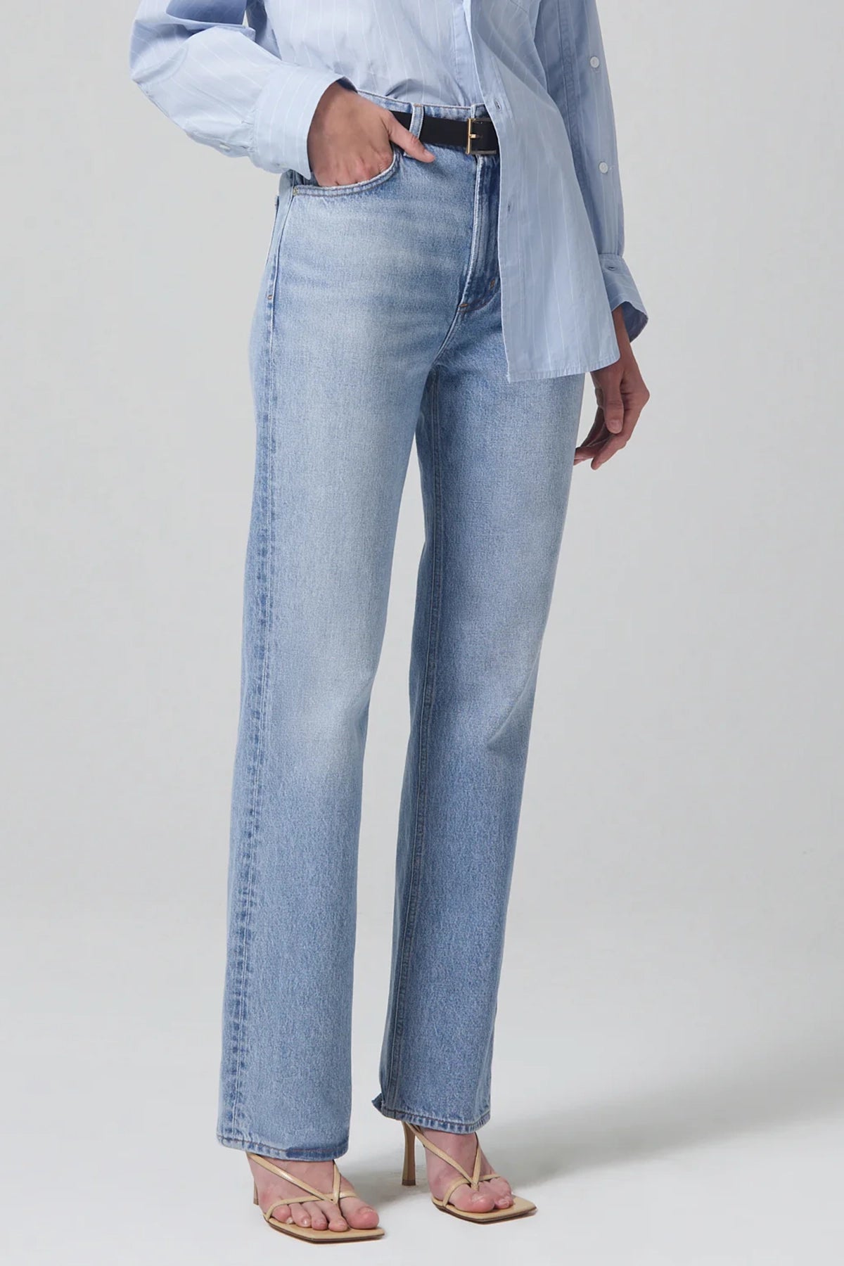 Ciudadanos de la Humanidad Zurie Jeans