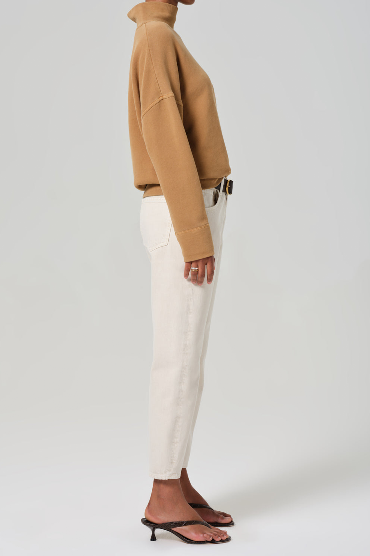 Vaqueros boyfriend recortados Winslow de Citizens of Humanity