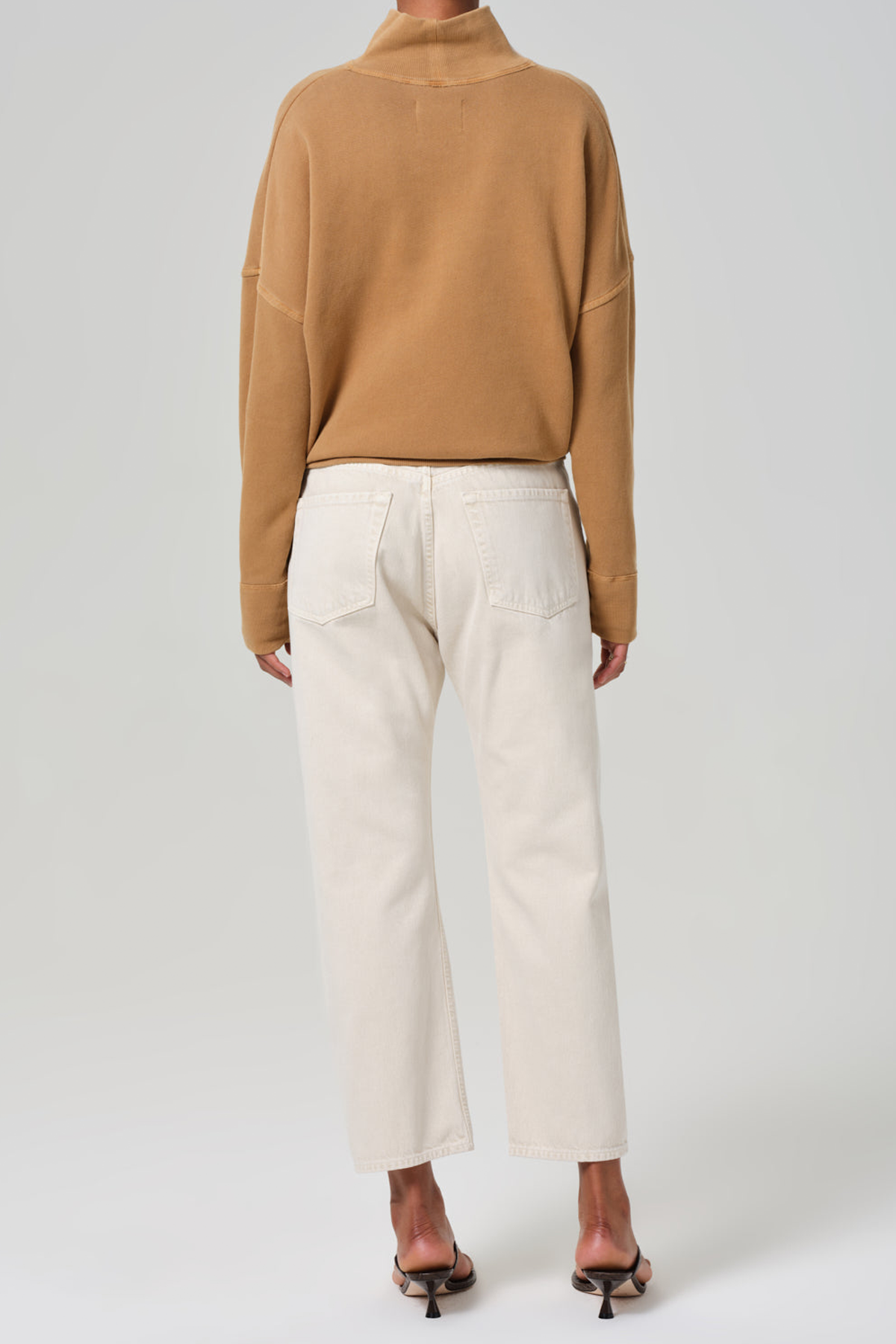 Vaqueros boyfriend recortados Winslow de Citizens of Humanity