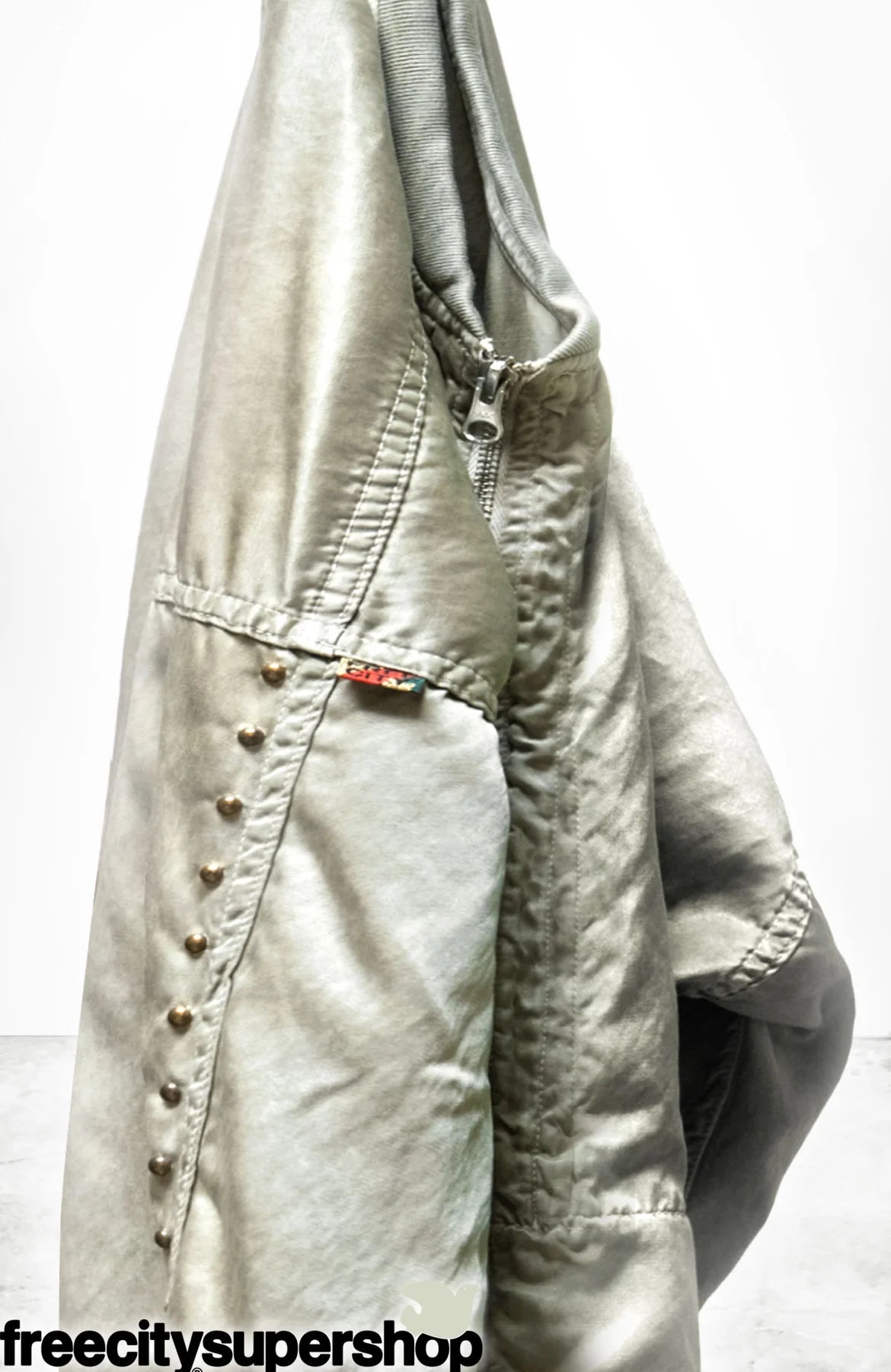 Freecity Canyonkid Homestud Satin Bomber Shell