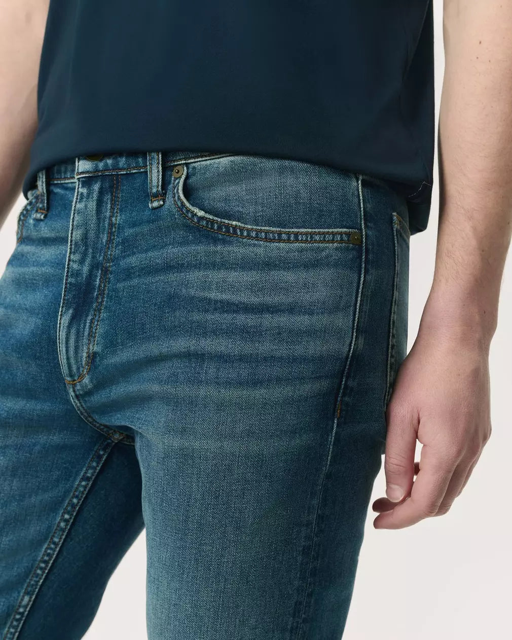 Rag & Bone Men's Fit 2 Authentic Stretch