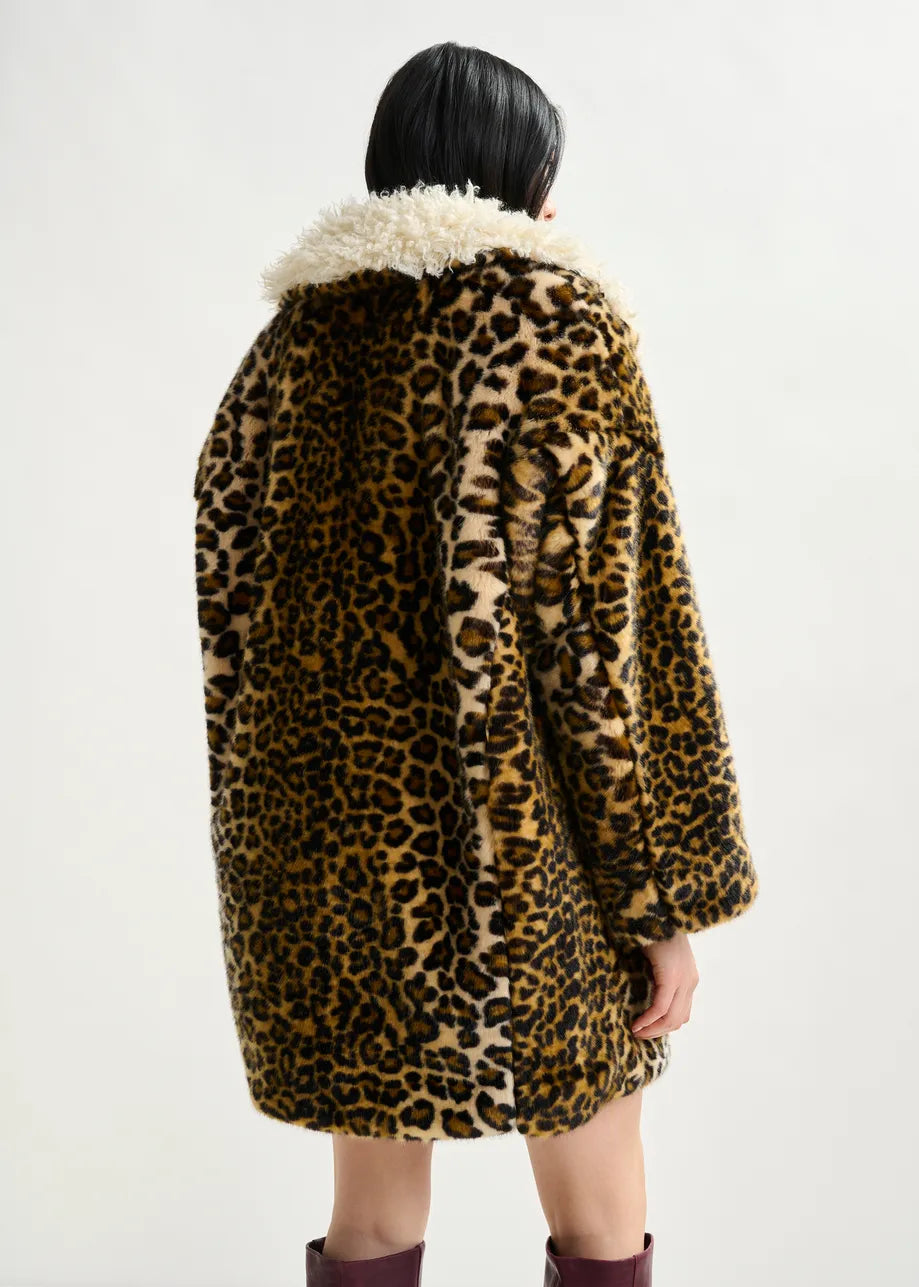 Abrigo de piel sintética de leopardo de Essentiel Antwerp