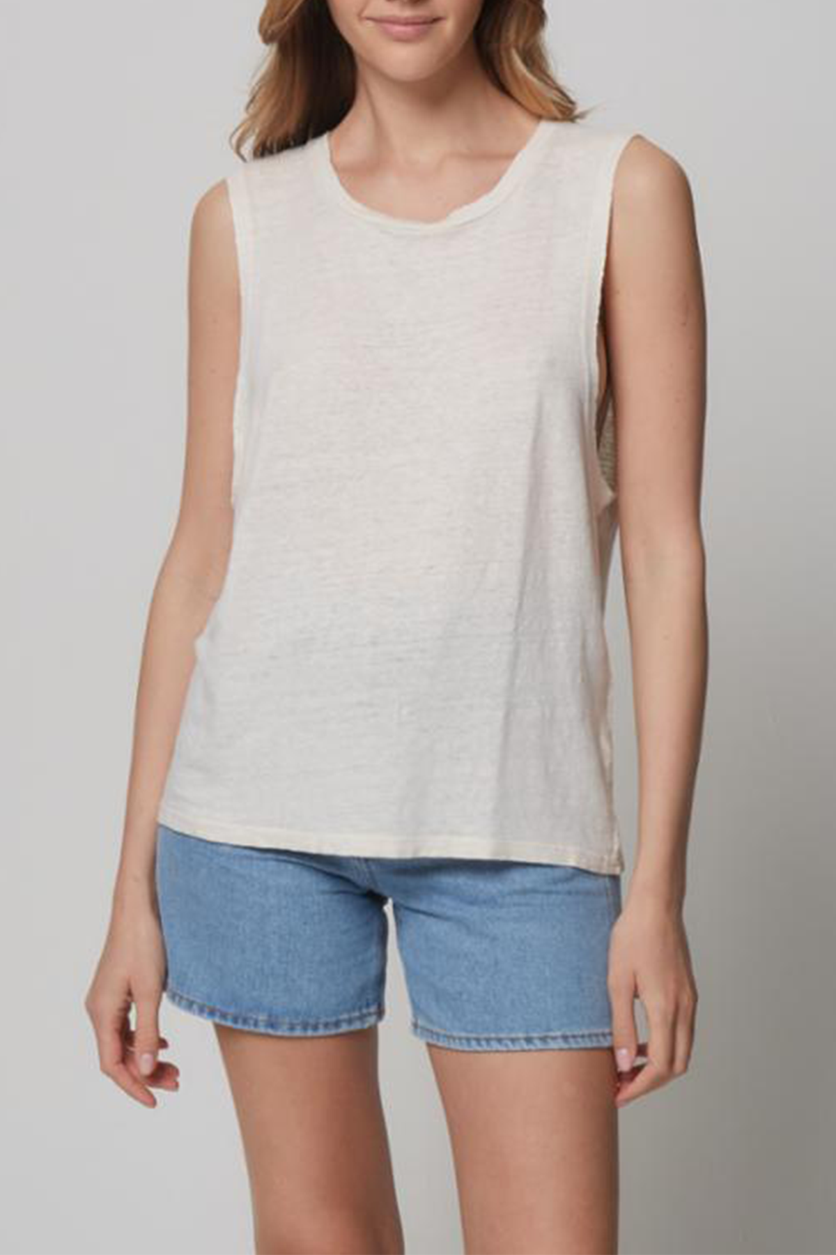 Majestic Filatures Linen Stretch Hand Dye Sleeveless Crewneck