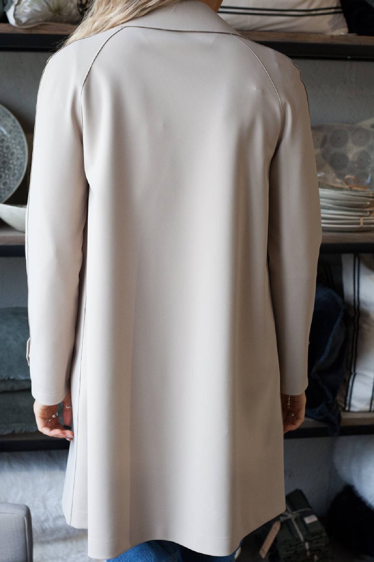 Harris Wharf Mac Coat Scuba - Sand