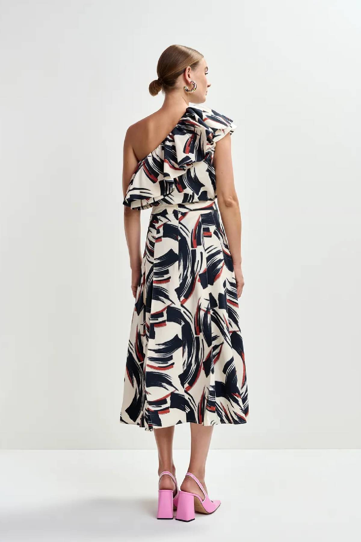 Essentiel Antwerp Asymmetric Ruffle Top