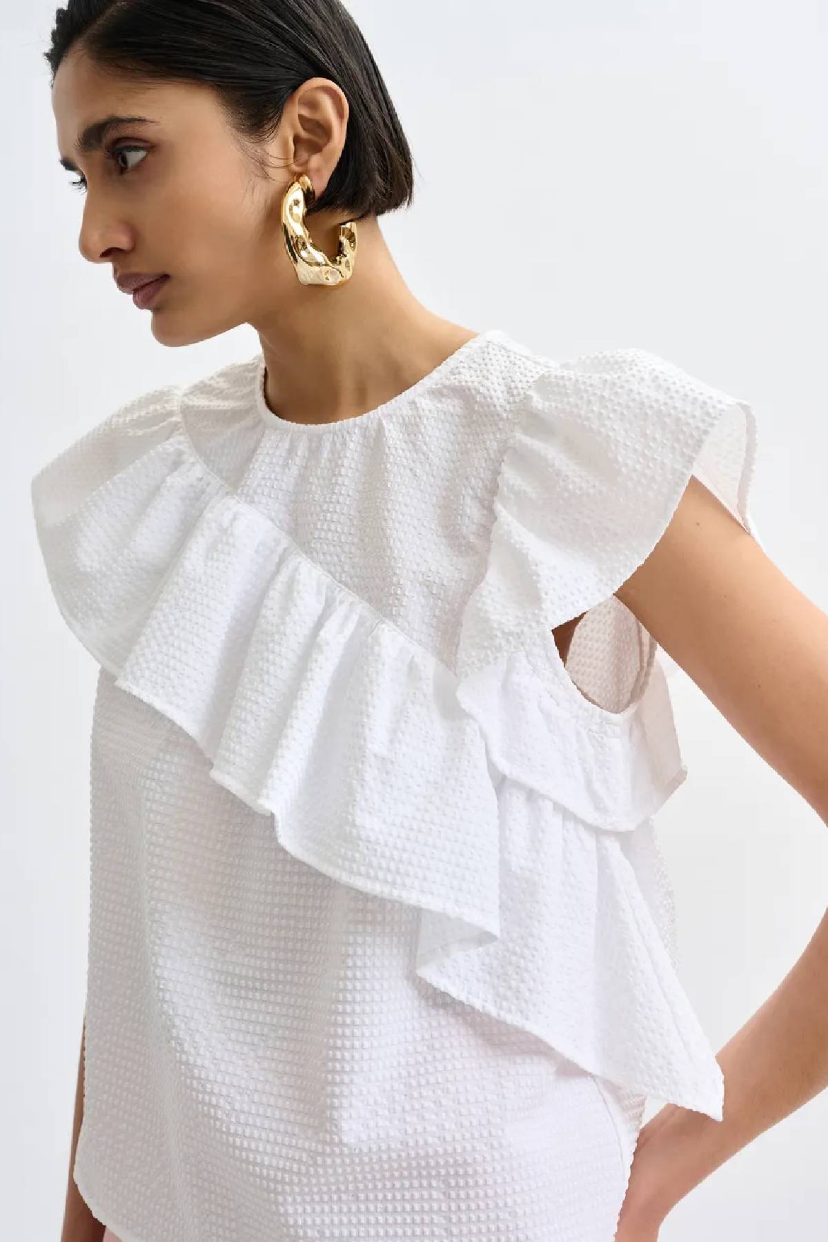 Essentiel Antwerp asymmetrical top with ruffle details
