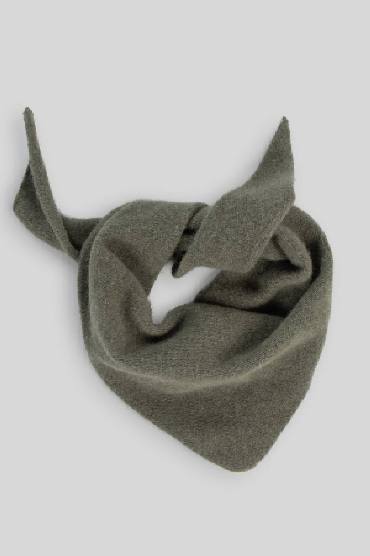 Le Bonnet Knitted Bandana