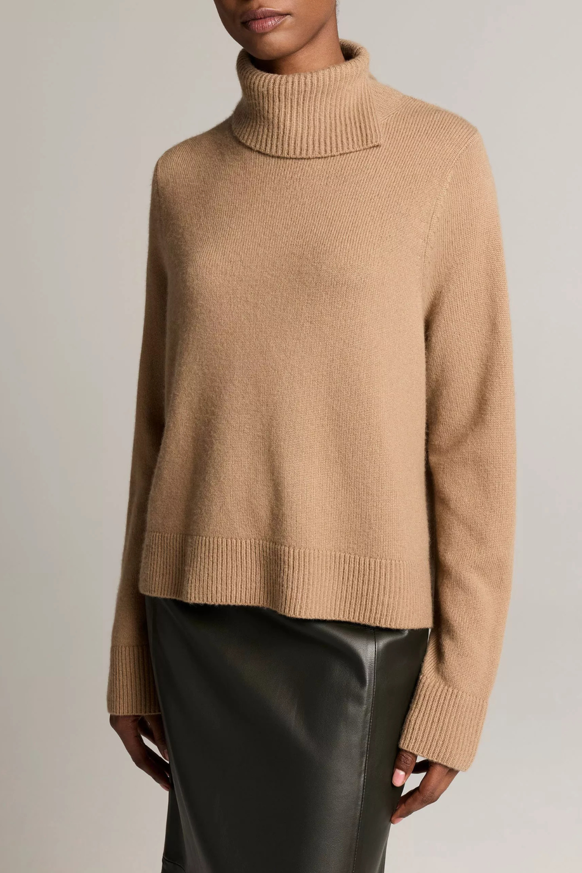 Vince Swing Turtleneck Slit Sweater - Camel