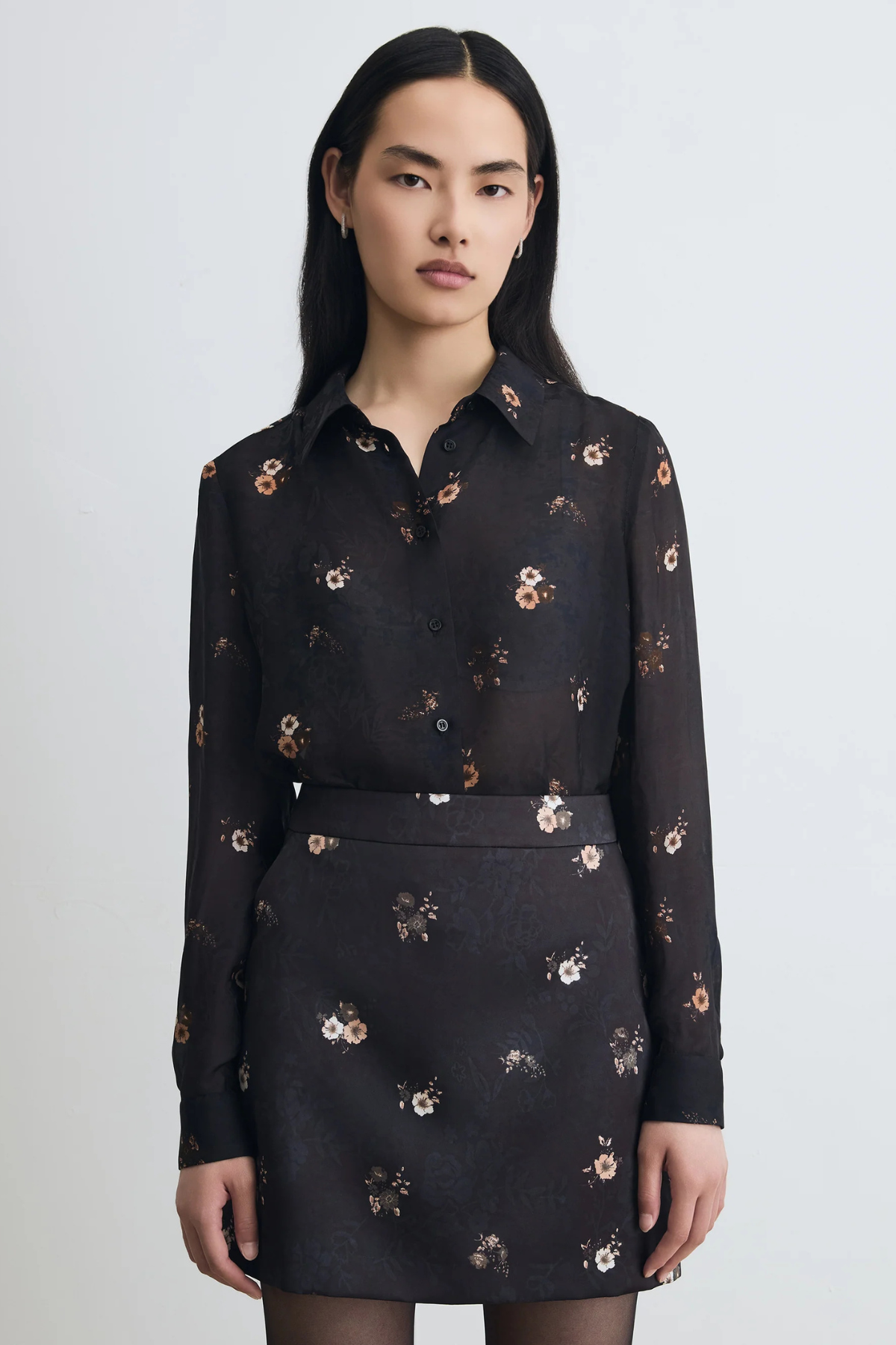 Judith & Charles Floral Print Long Sleeve Jennifer Blouse - Black Print