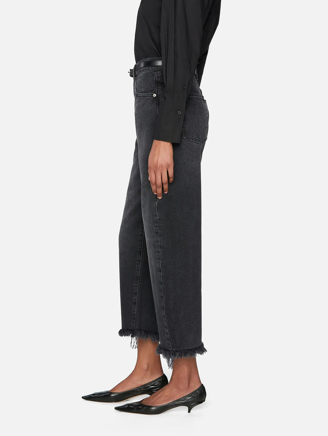 Jeans recortados con burbujas Frame The Bubble