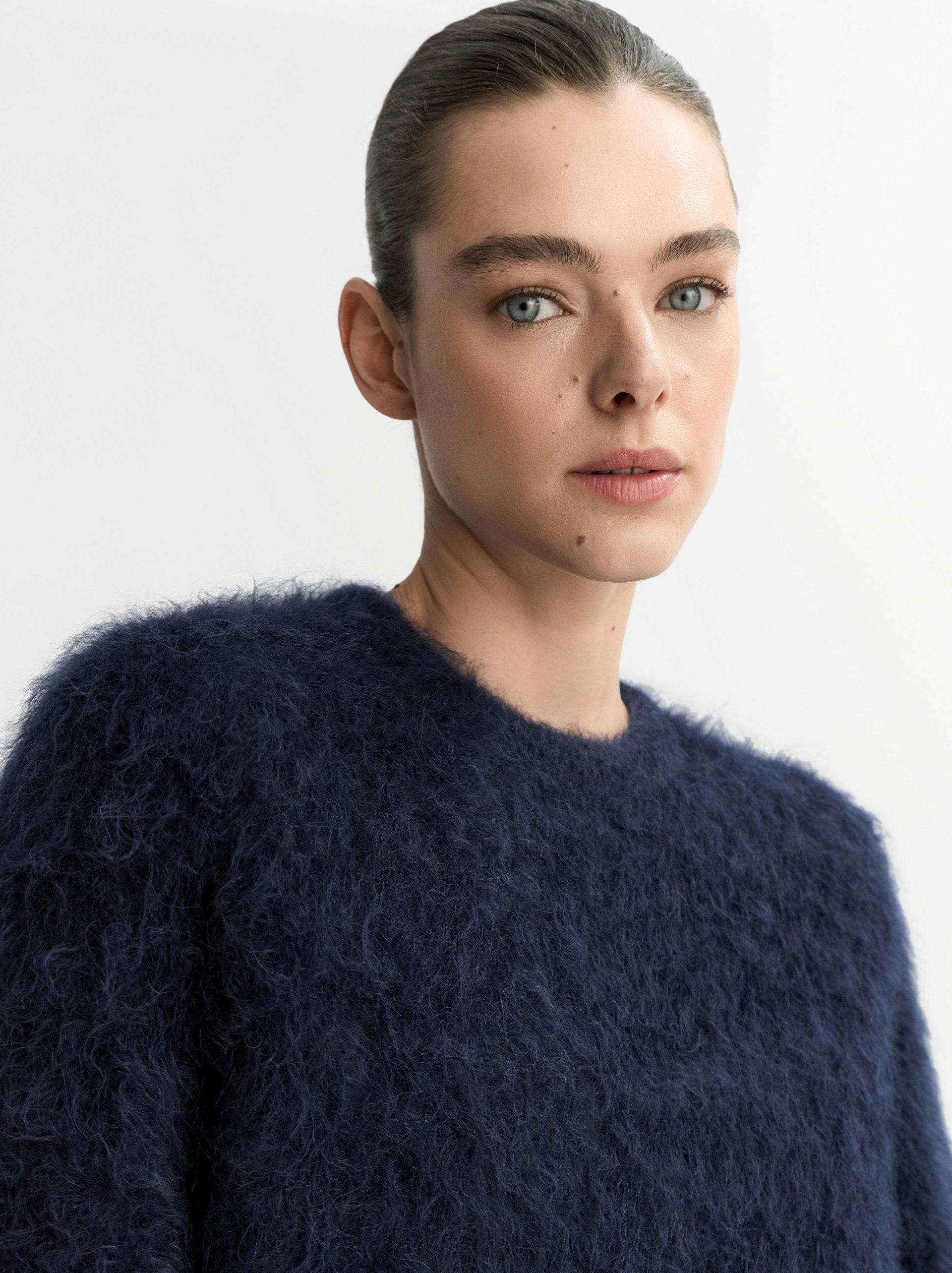 Soft Goat Alpaca Crewneck