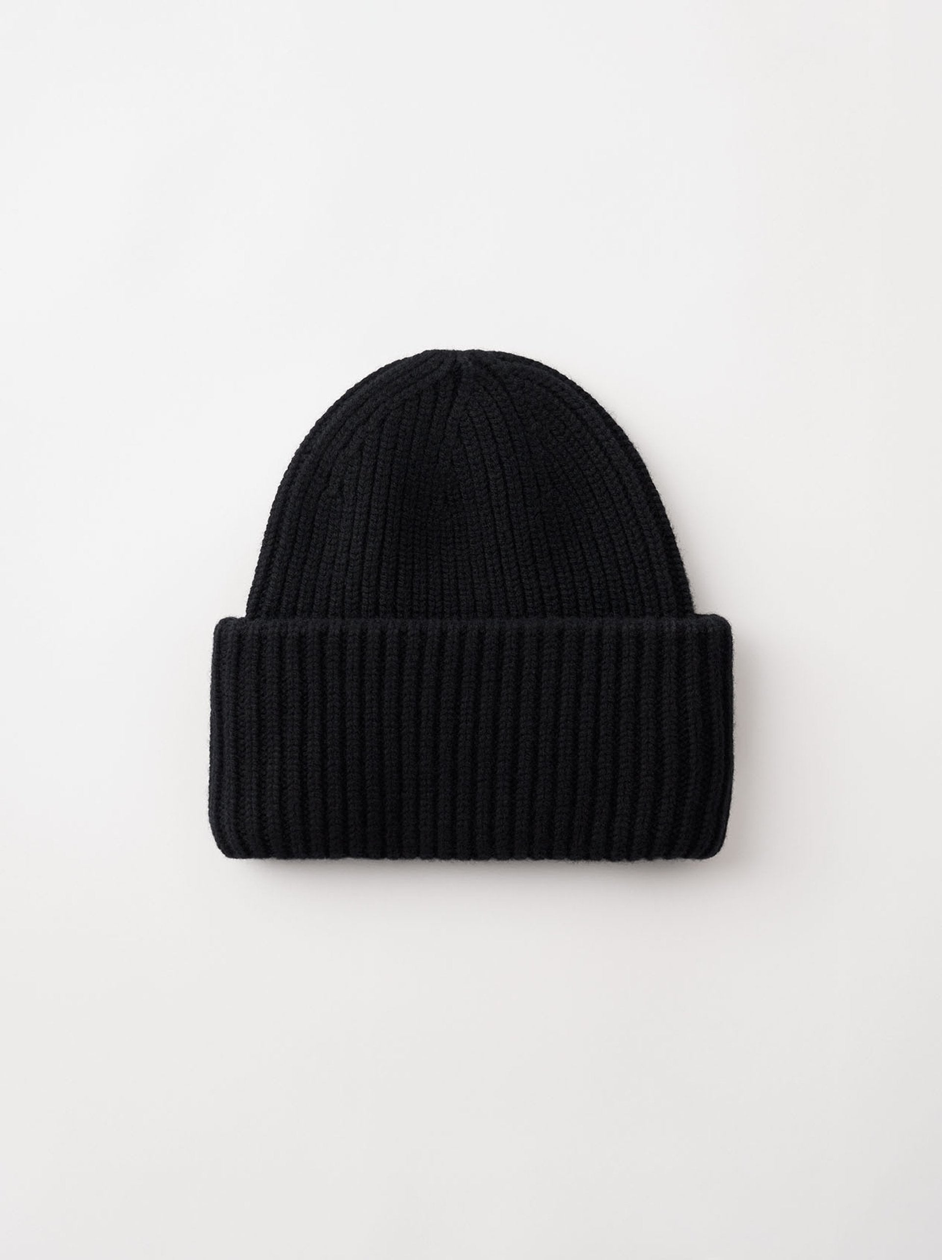 Soft Goat Ribbed Beanie