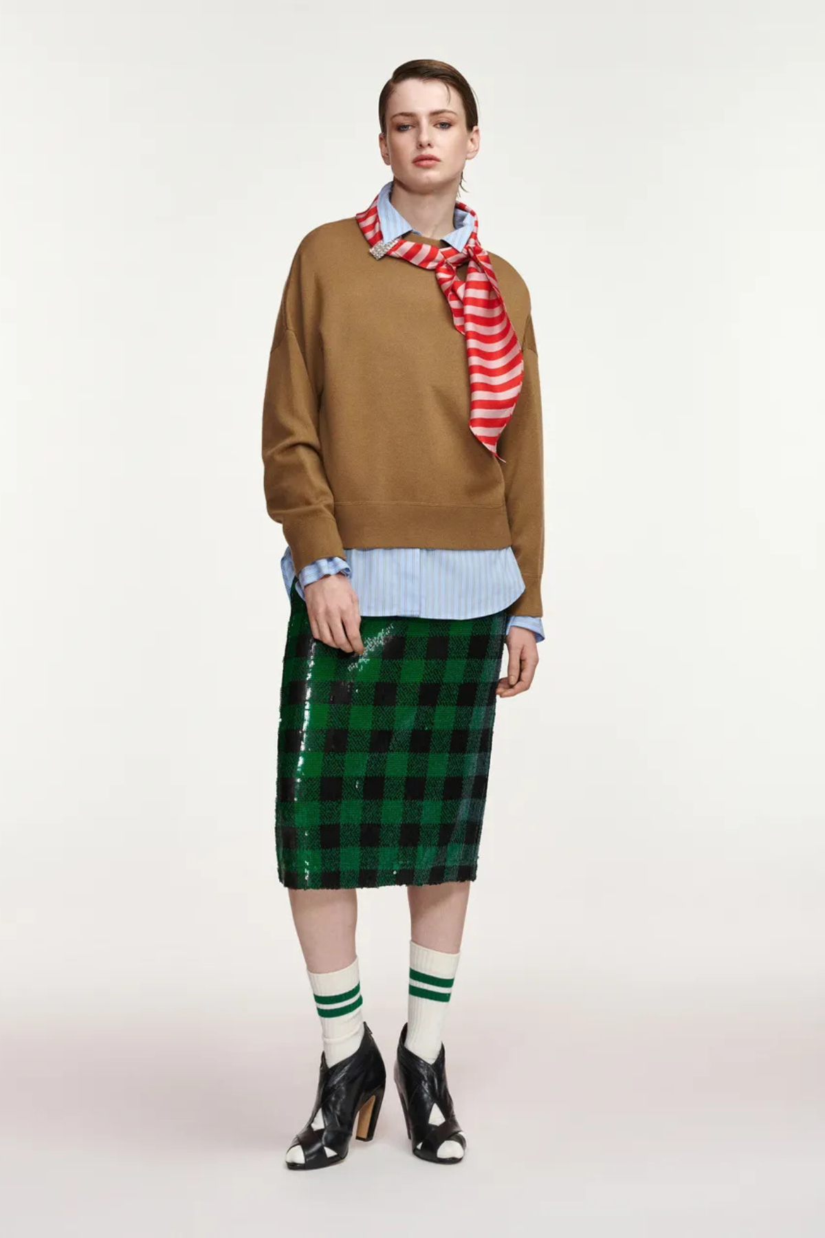 Essentiel Antwerp Kurtis Pullover With Scarf - Camel Club
