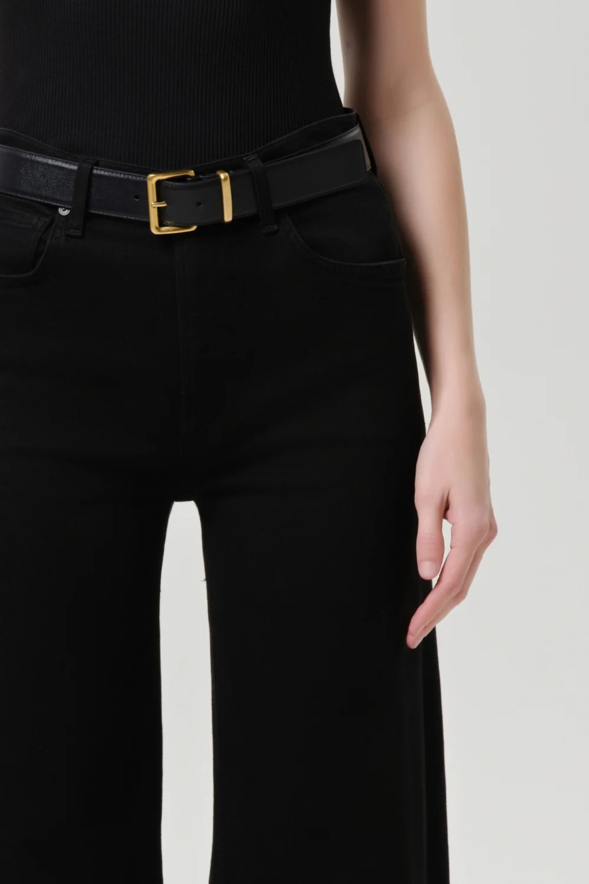 Citizens of Humanity Lyra Long Wide Leg Jeans - Plush Black