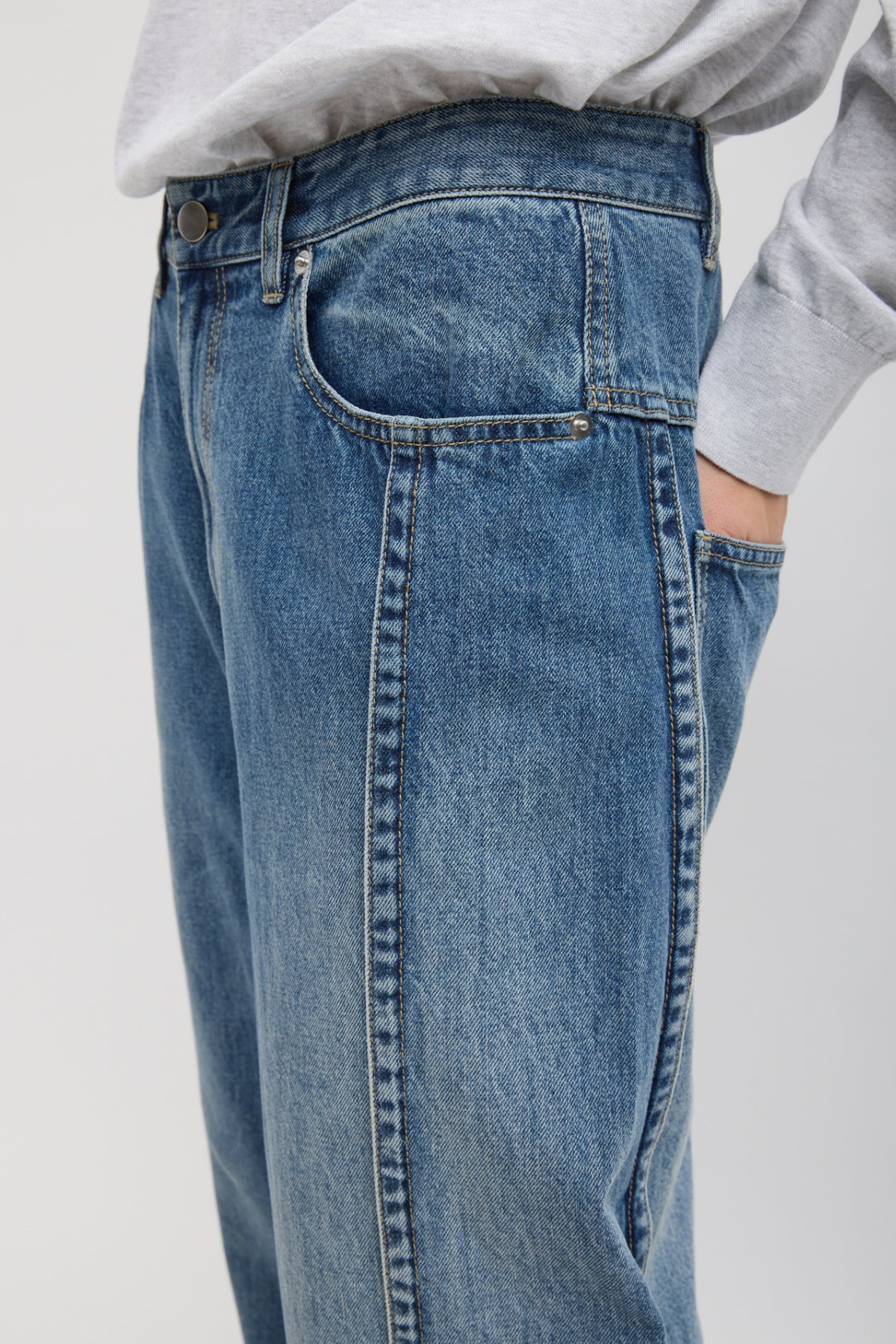 Jean Tibi Spring Denim à plis, longueur standard