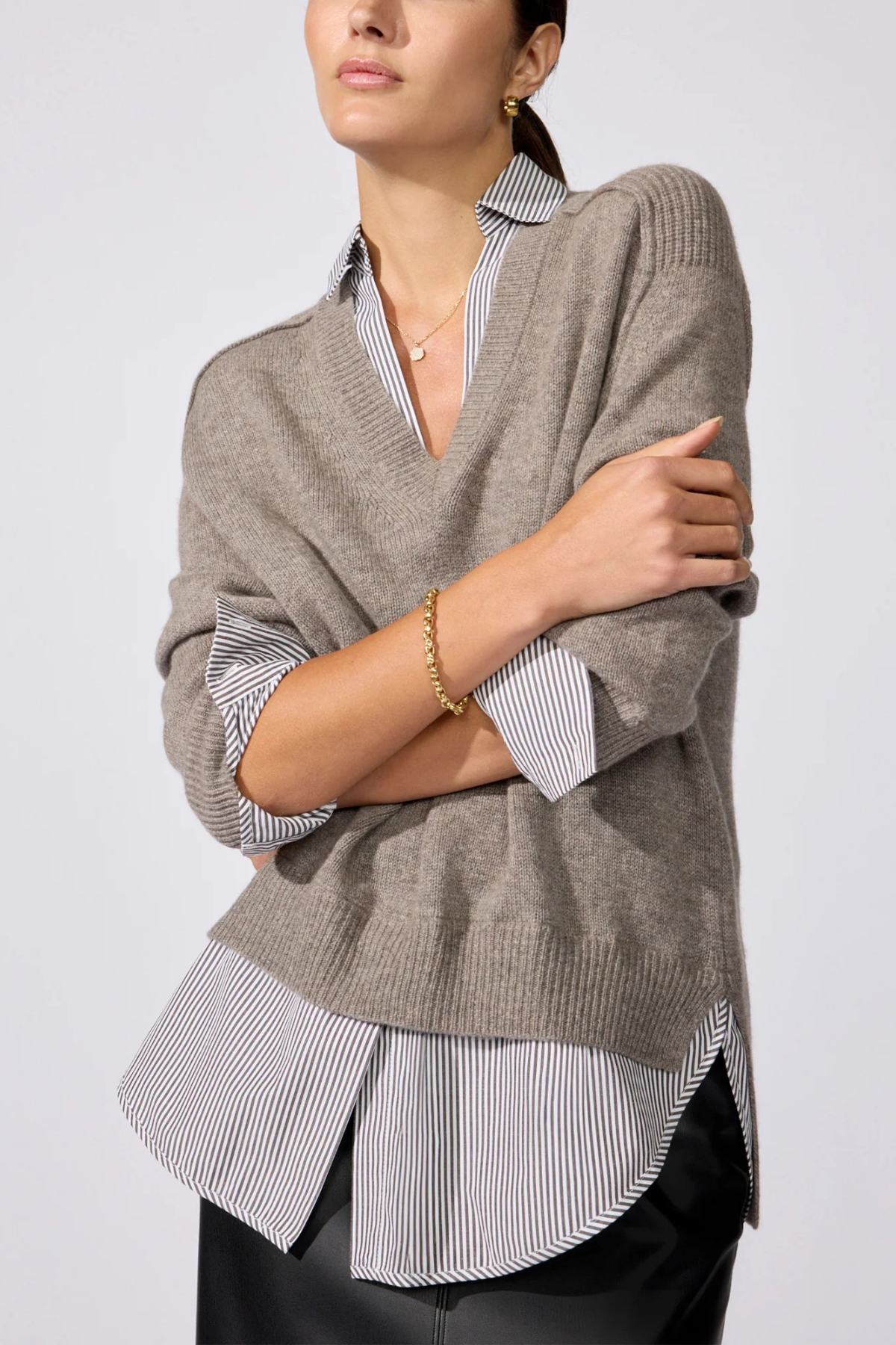 Brochu Walker The Looker V-Neck Printed Layered Pullover - Otter Melange With Flint