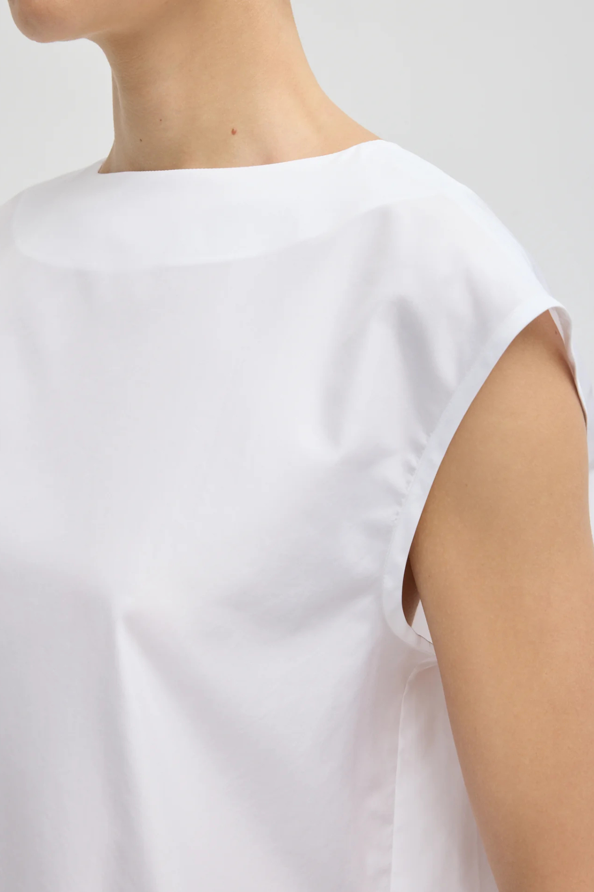 Tibi Summer Nylon Sleeveless Cocoon Top - White
