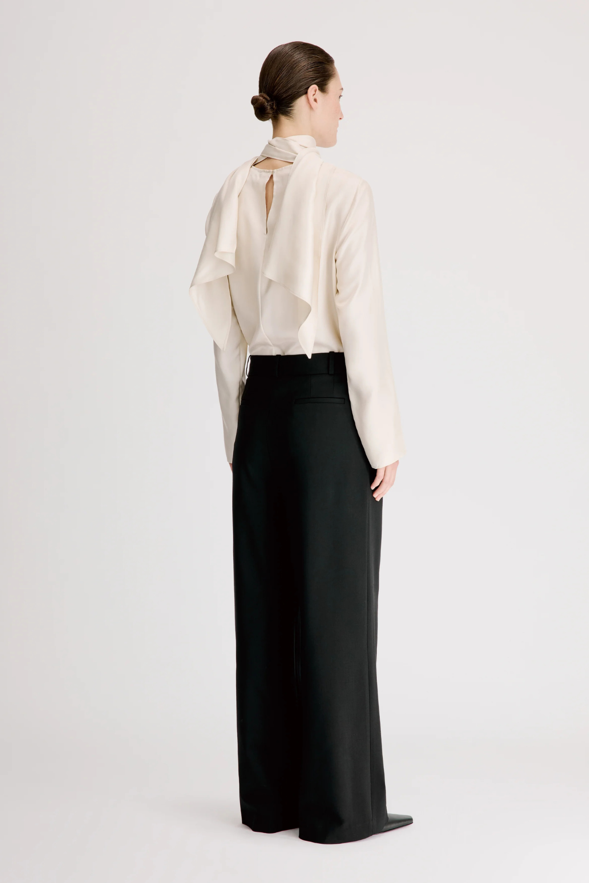 Loulou de Saison Nat Pleated Tailored Pants - Black