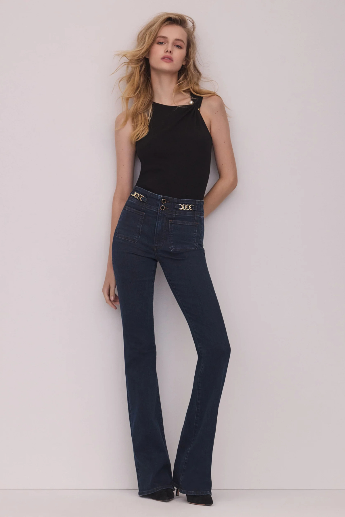 Veronica Beard Deylin Top in Black ribbed Pima cotton sleeveless top with statement brooch