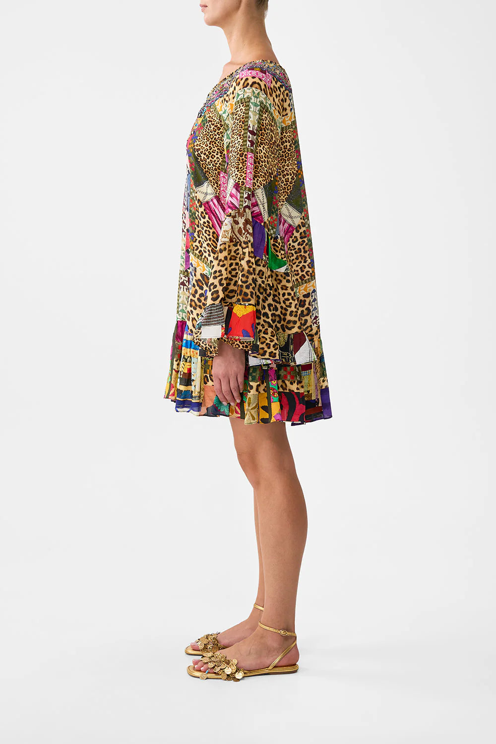 Vestido Camilla de corte A con volantes 