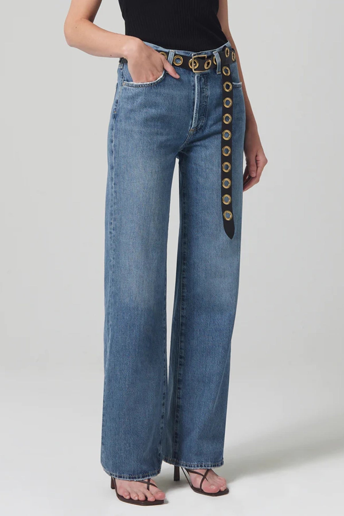 Citizens of Humanity Annina 33" High Rise Wide Jeans