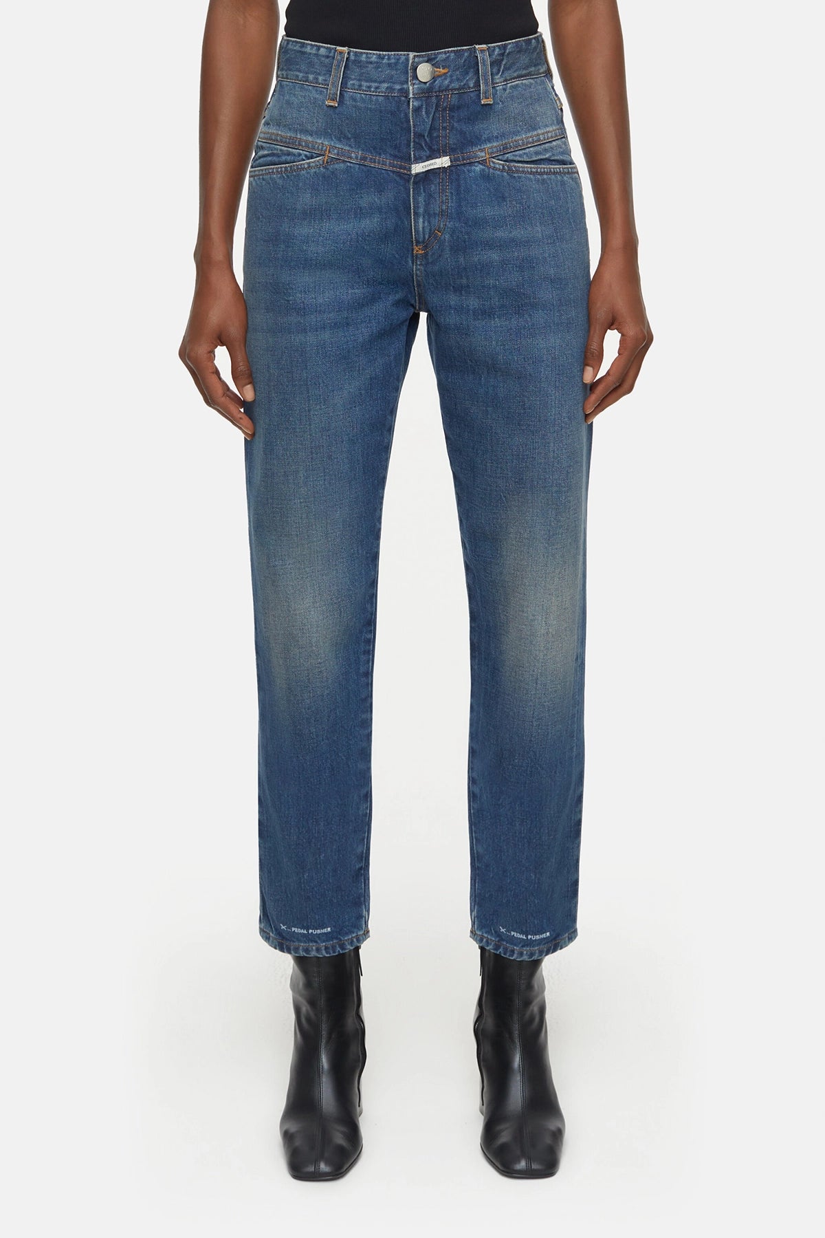 Closed Pedal Pusher Jeans