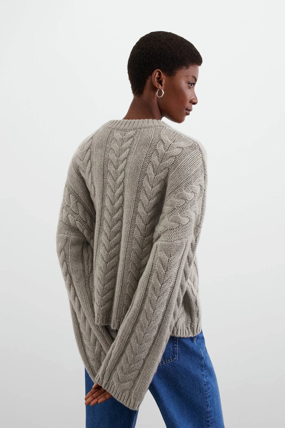 Soft Goat Chunky Cable Knit