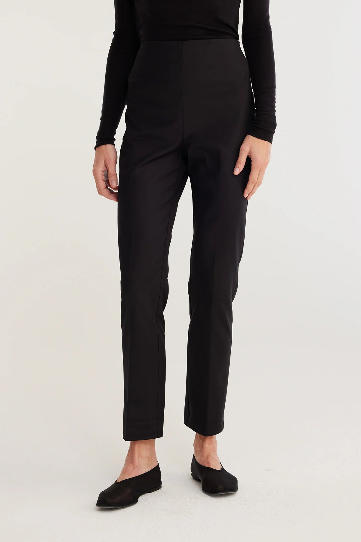 Róhe Cigarette Leg Trousers