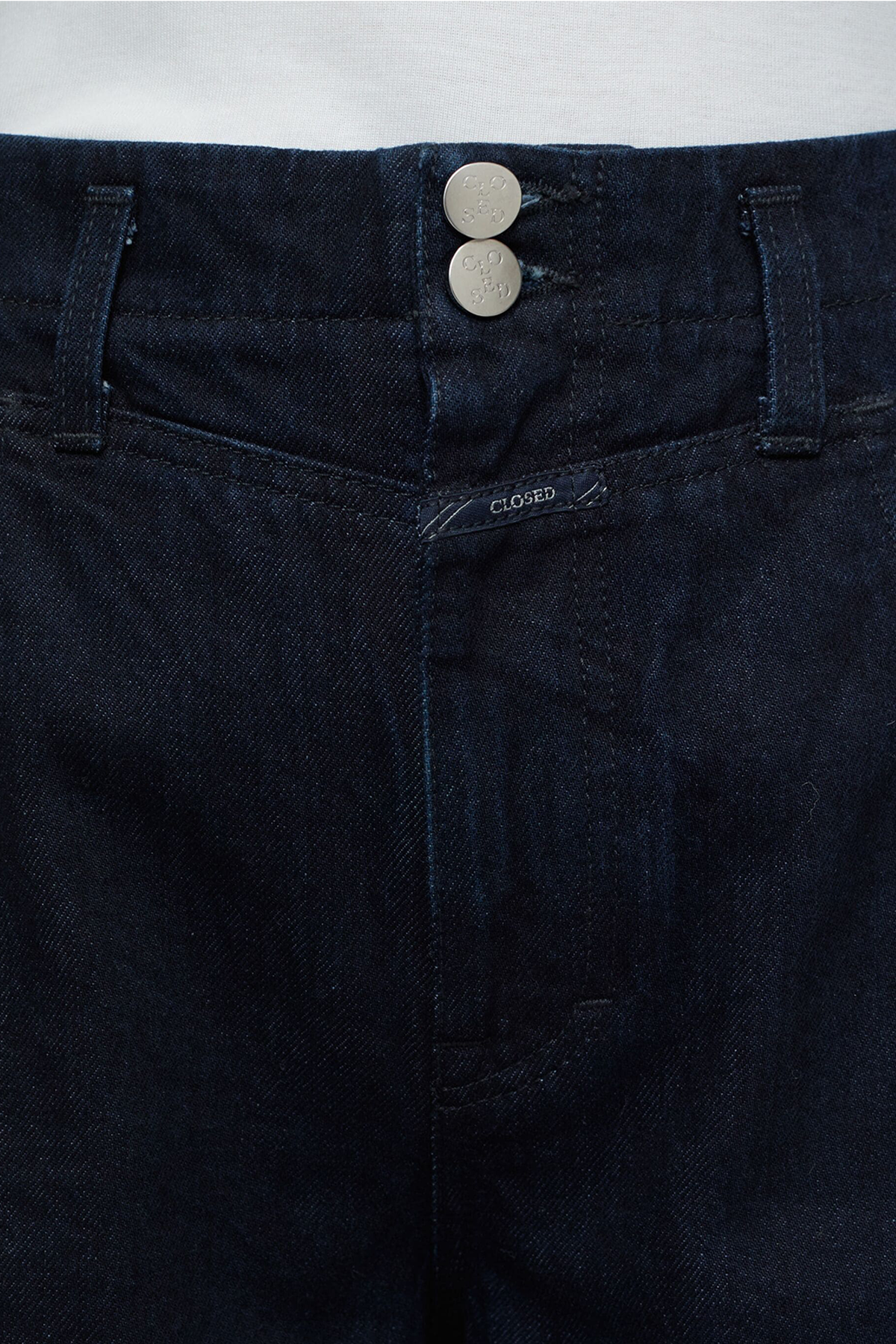 Closed Ridge-X Jeans