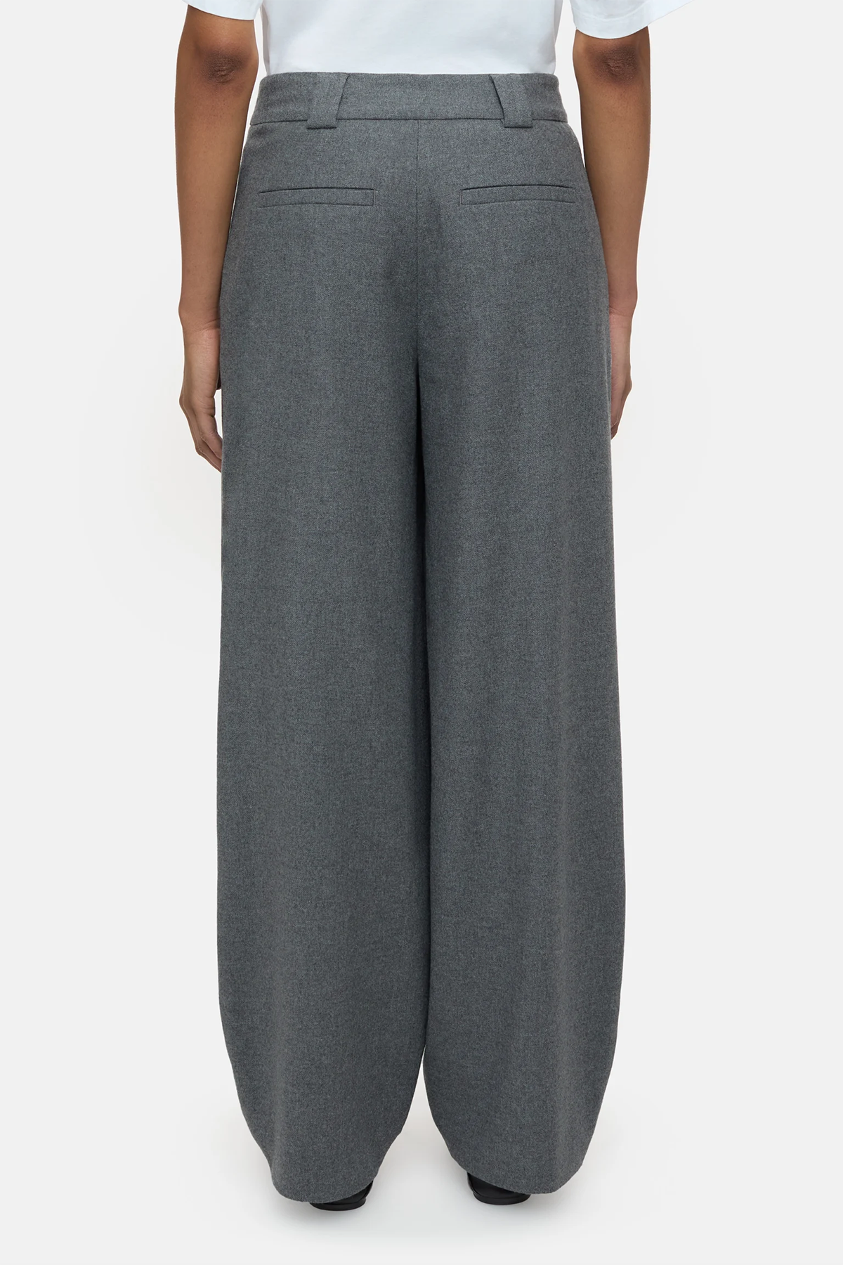 Closed Wendlyn Pants