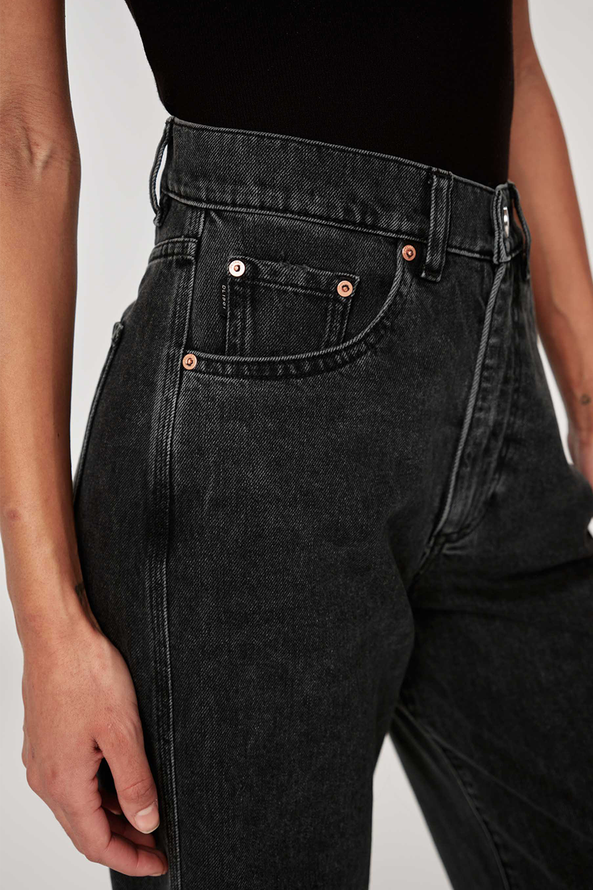 DL1961 Taylor Barrel Jeans