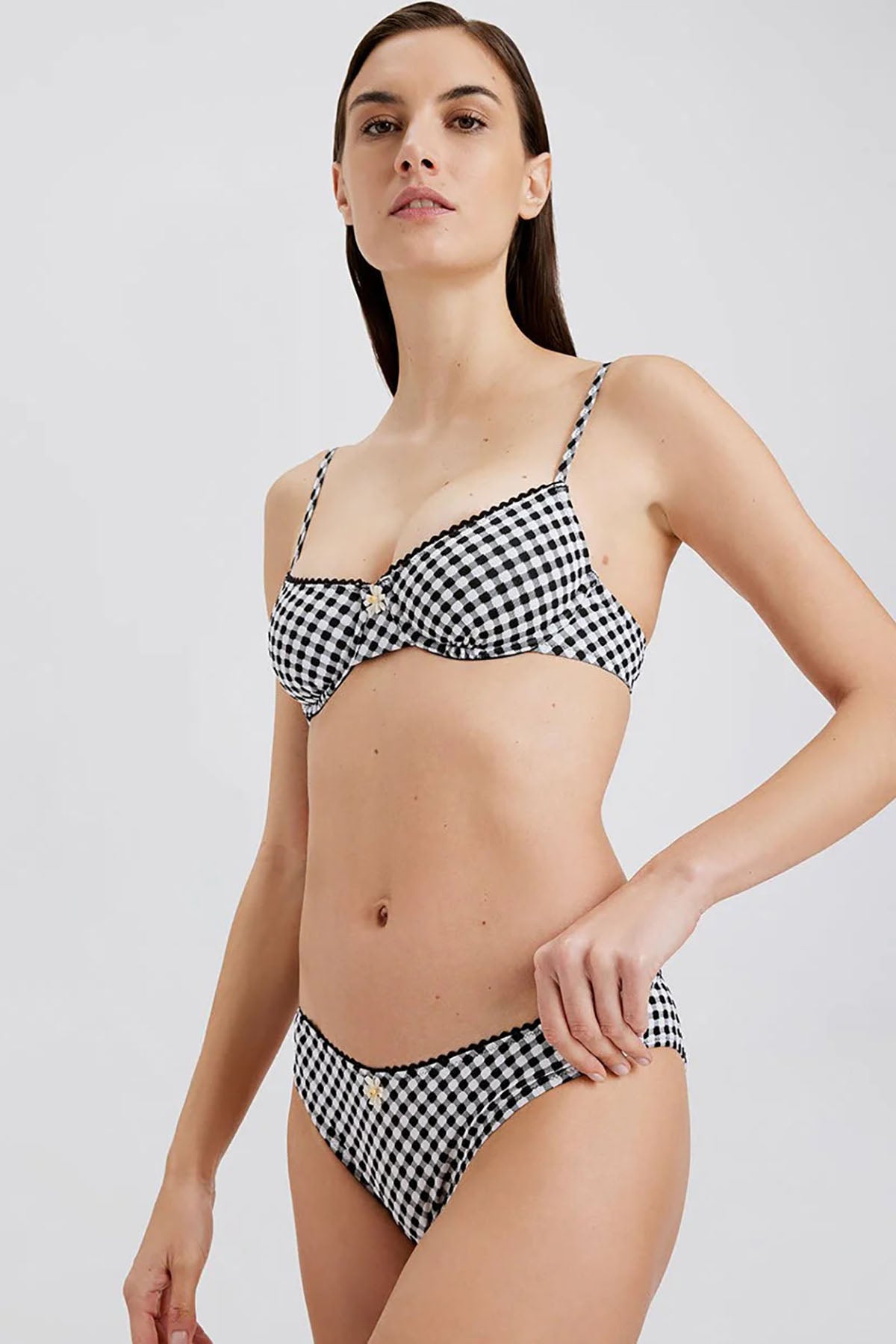 Solid & Striped The Daphne Bikini