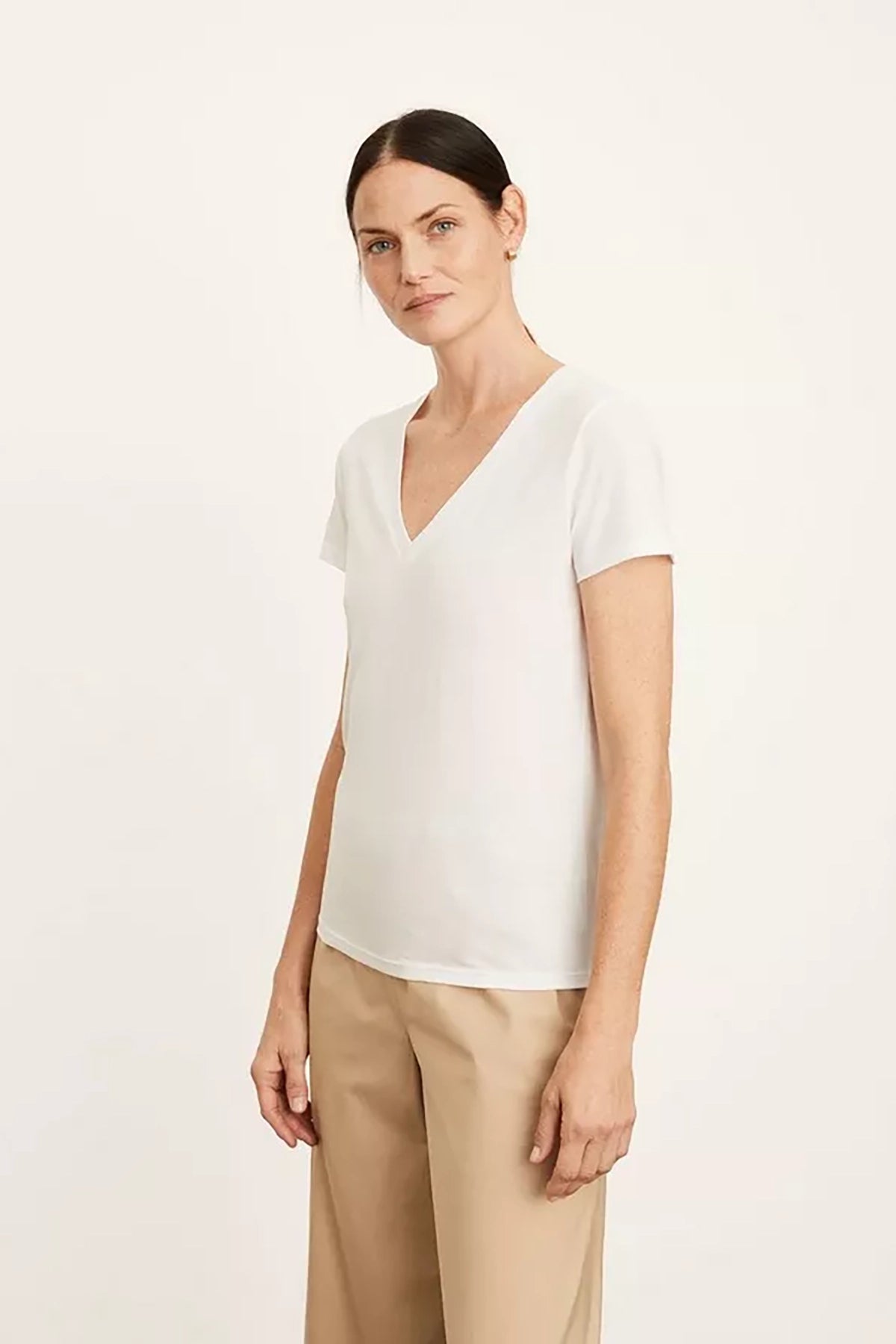 Vince Essential V-Neck