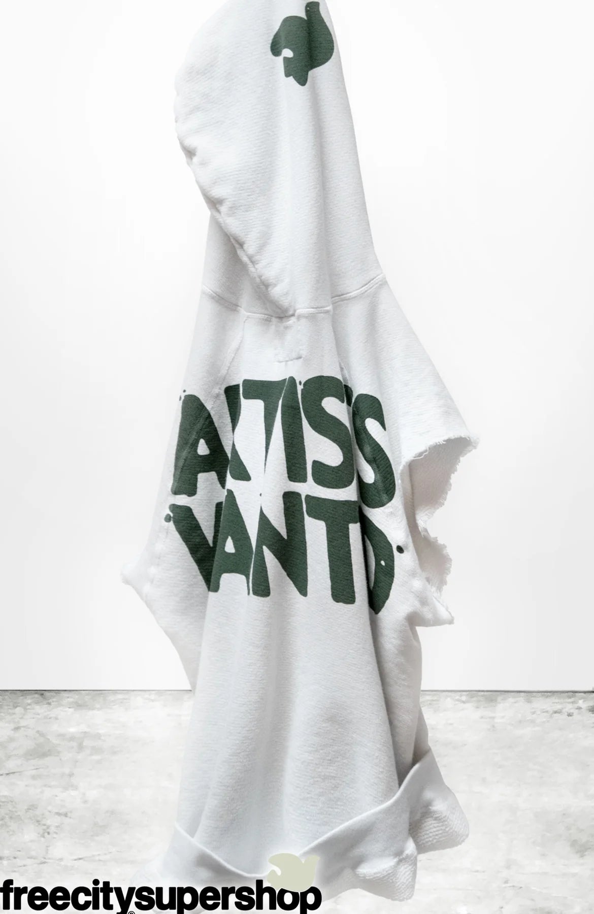 Freecity ARTISTSWANTED SUPERYUMM Cutoff Hoodie