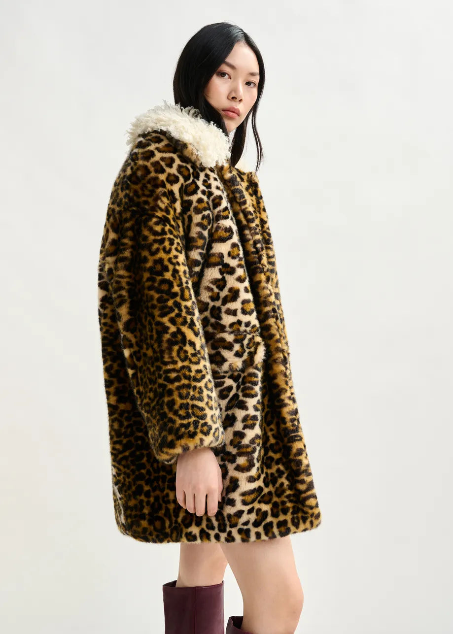 Abrigo de piel sintética de leopardo de Essentiel Antwerp